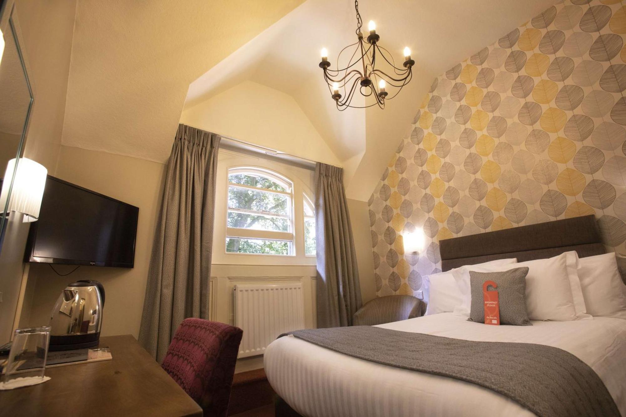 Standard Single Room,1215569494:JPEG