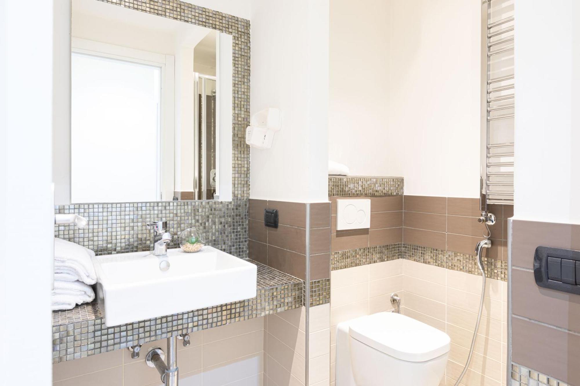 Small Double or Twin Room