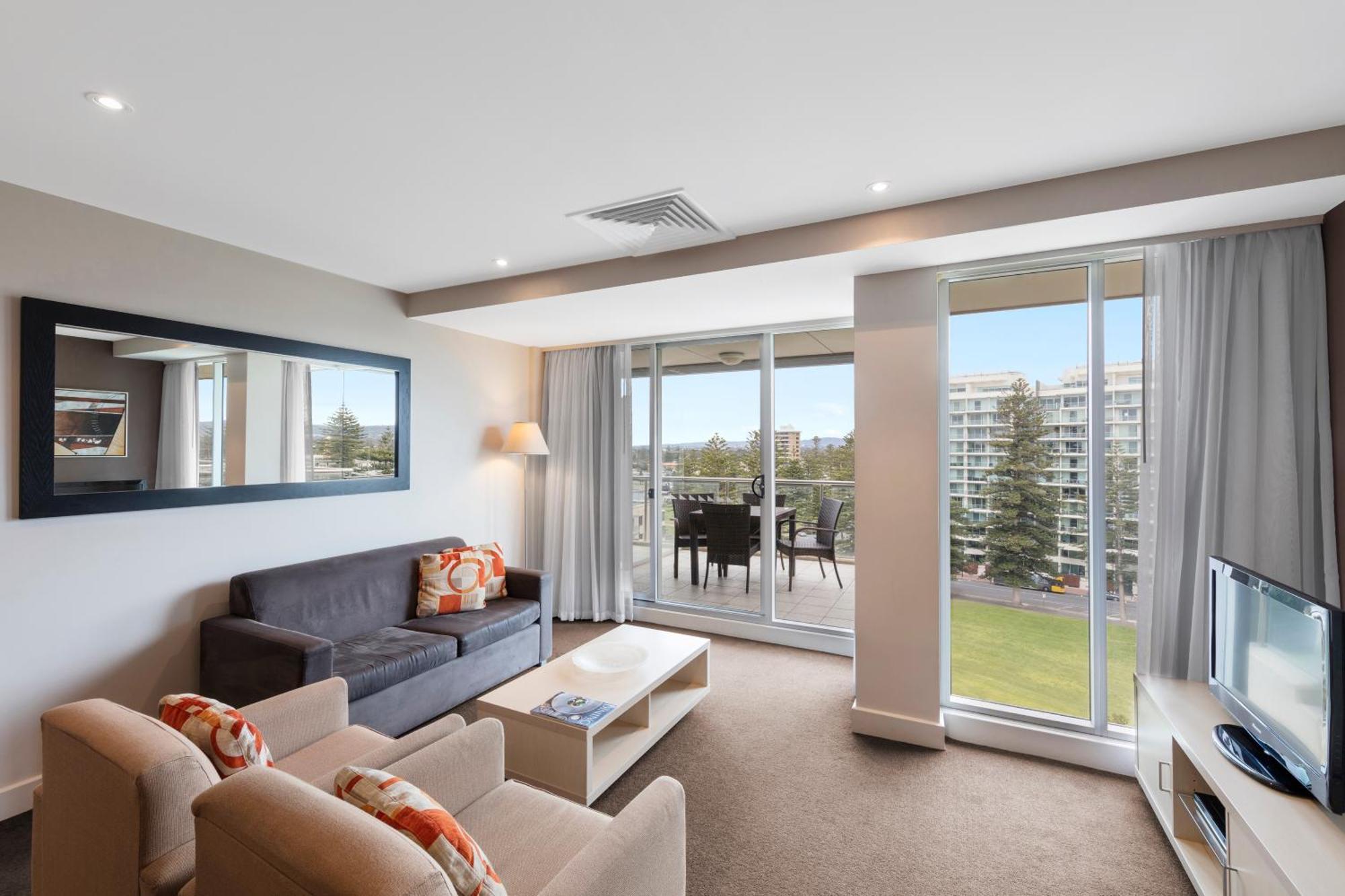 One-Bedroom Apartment Park View