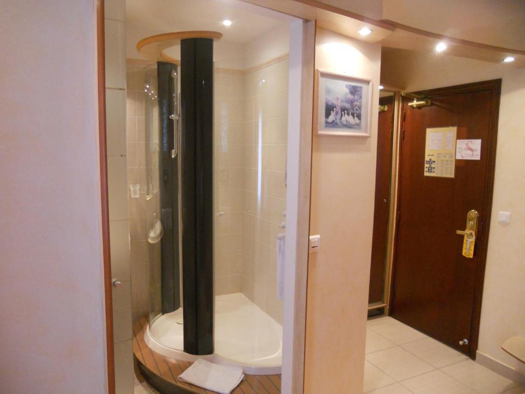 Double Room Street View,957677791:JPEG
