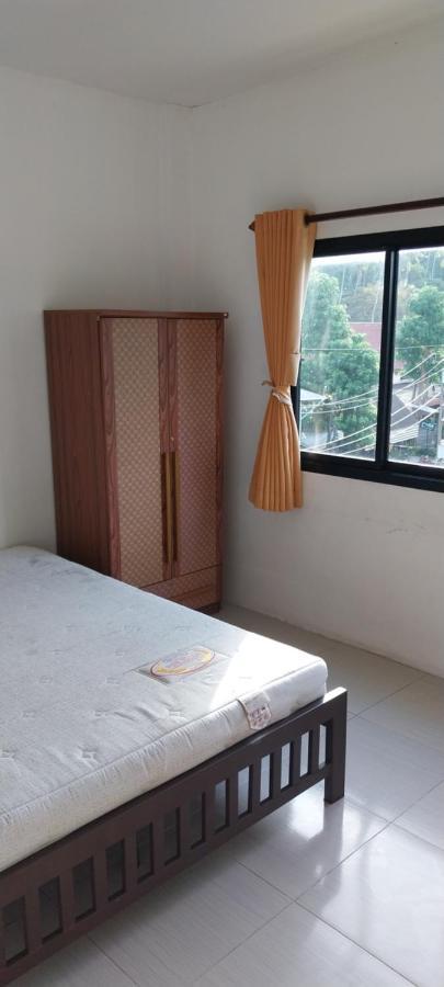 Standard Double Room with Shared Bathroom