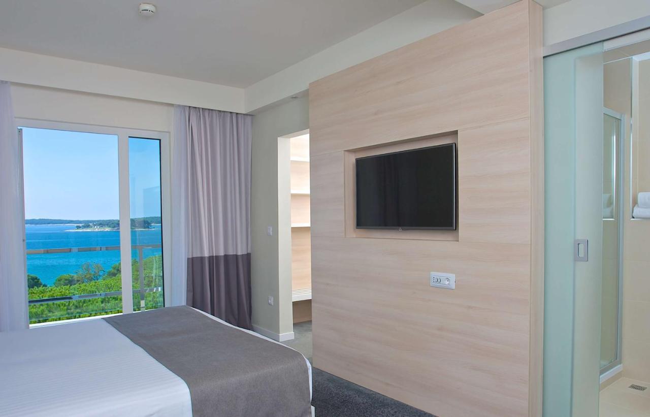 Superior Double or Twin Room - Sea Side,1498627375:JPEG