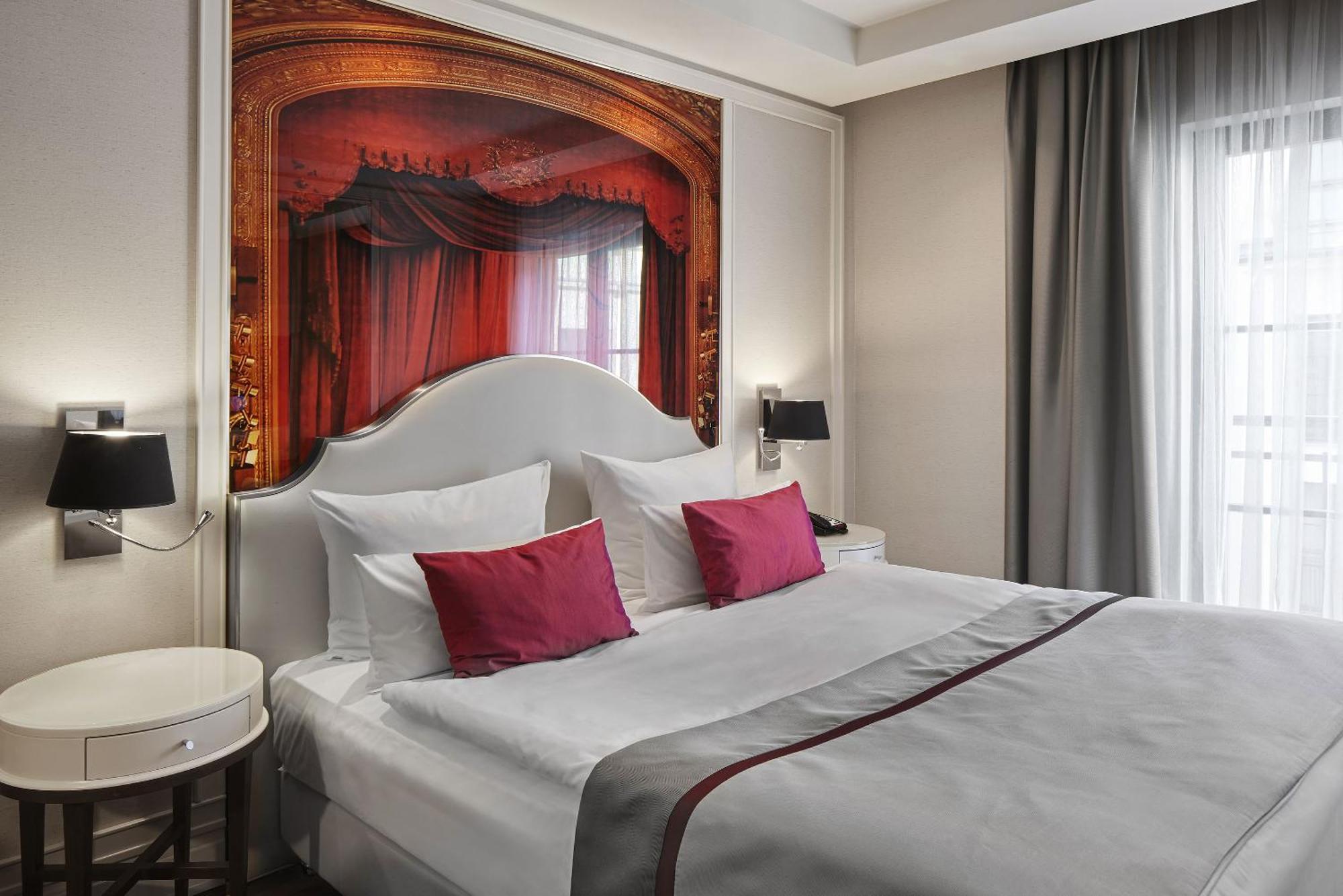Deluxe Double or Twin Room,1499000296:JPEG