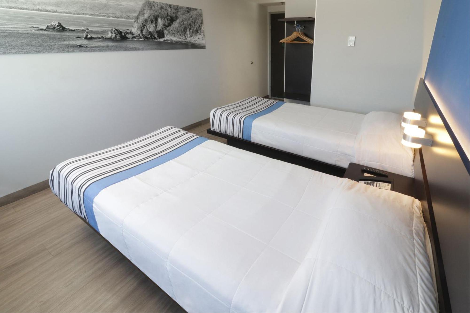 Twin Room,1509360481:JPEG