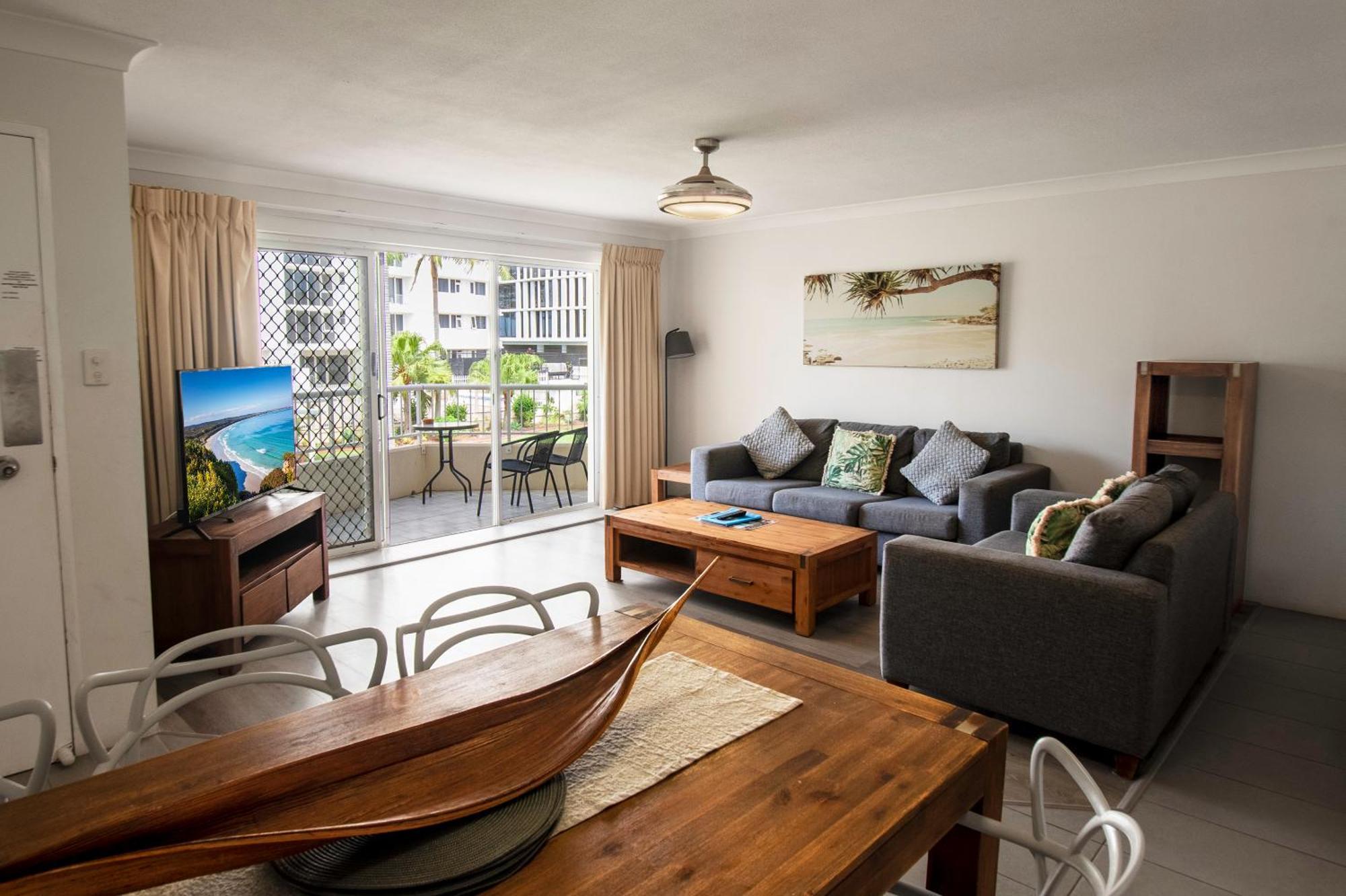 One-Bedroom Apartment Garden View