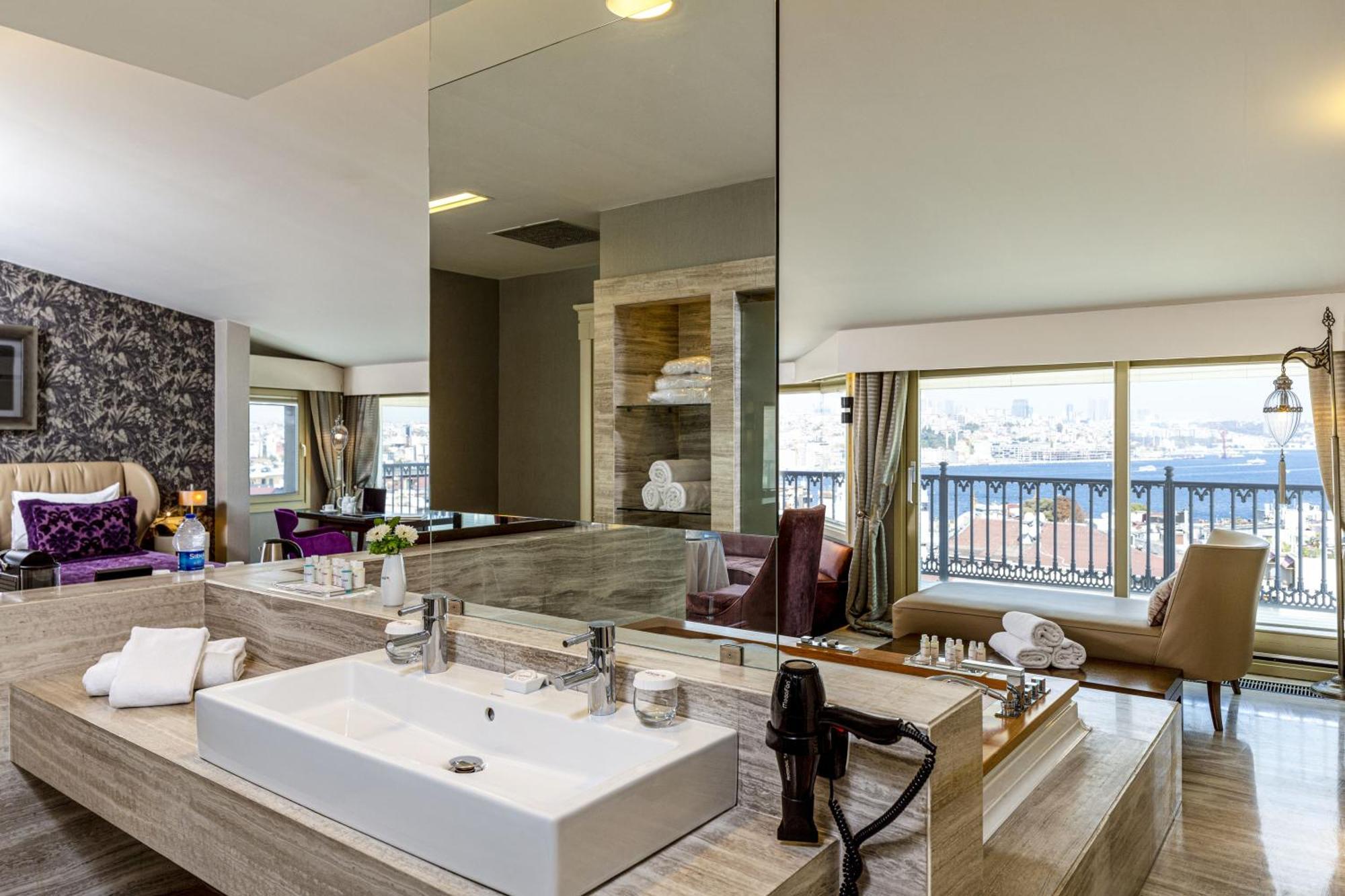 King Suite