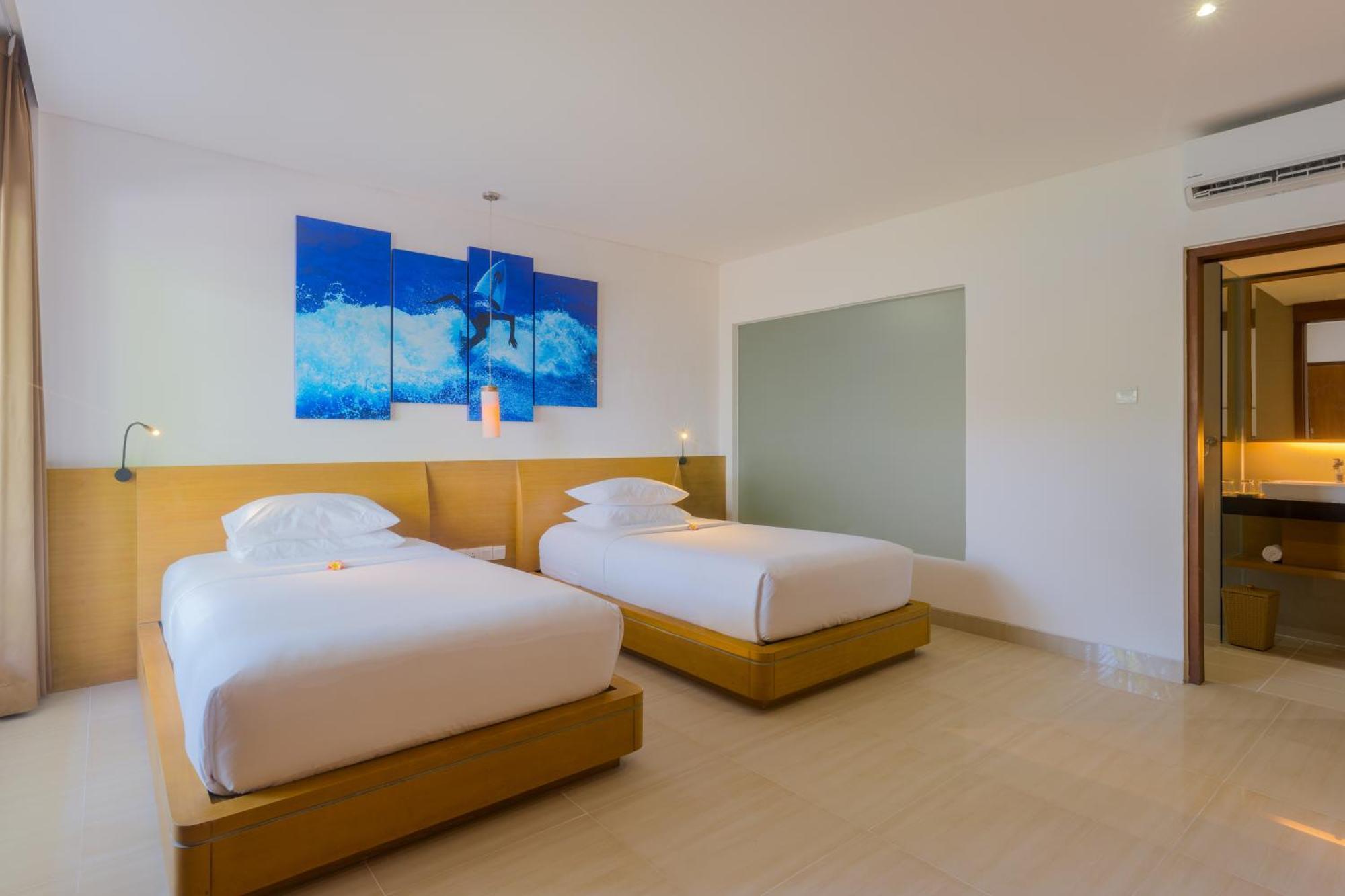 Grand Deluxe Twin Room