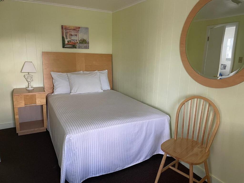 Motel #1 Two Room Kitchenette