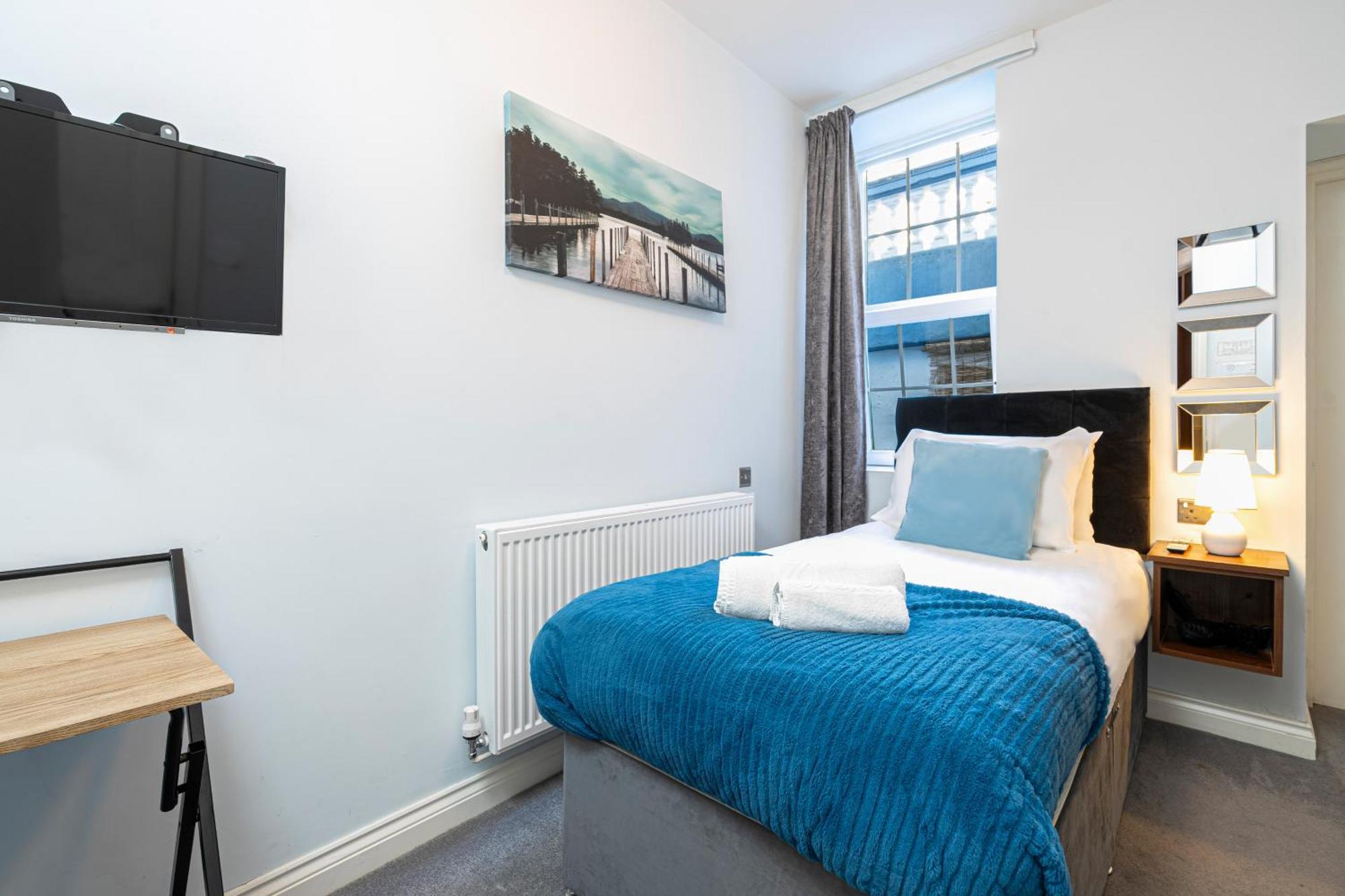 Single Room with Private Bathroom,1538840233:JPEG