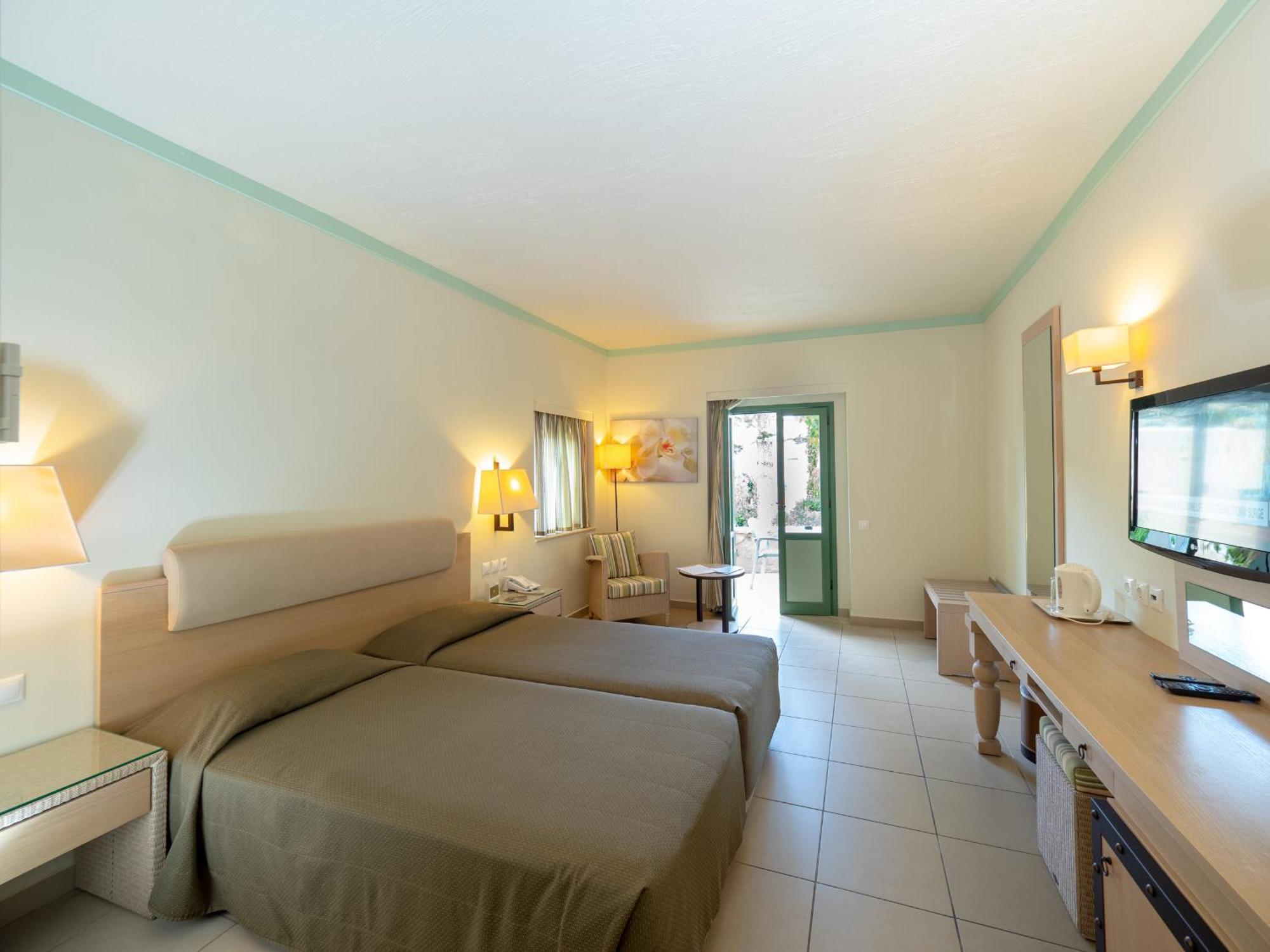 Double or Twin Room Garden View
