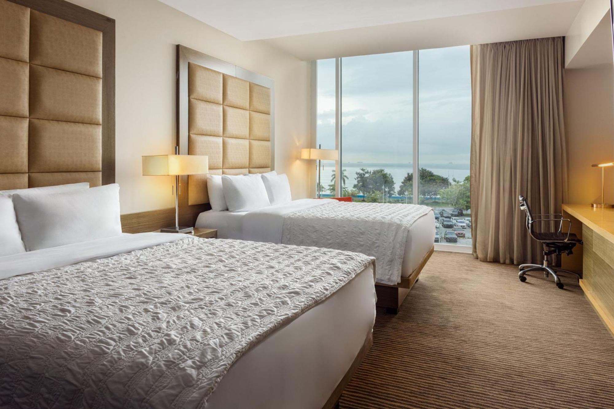 Deluxe, Guest room, 2 Queen,1542113701:JPEG