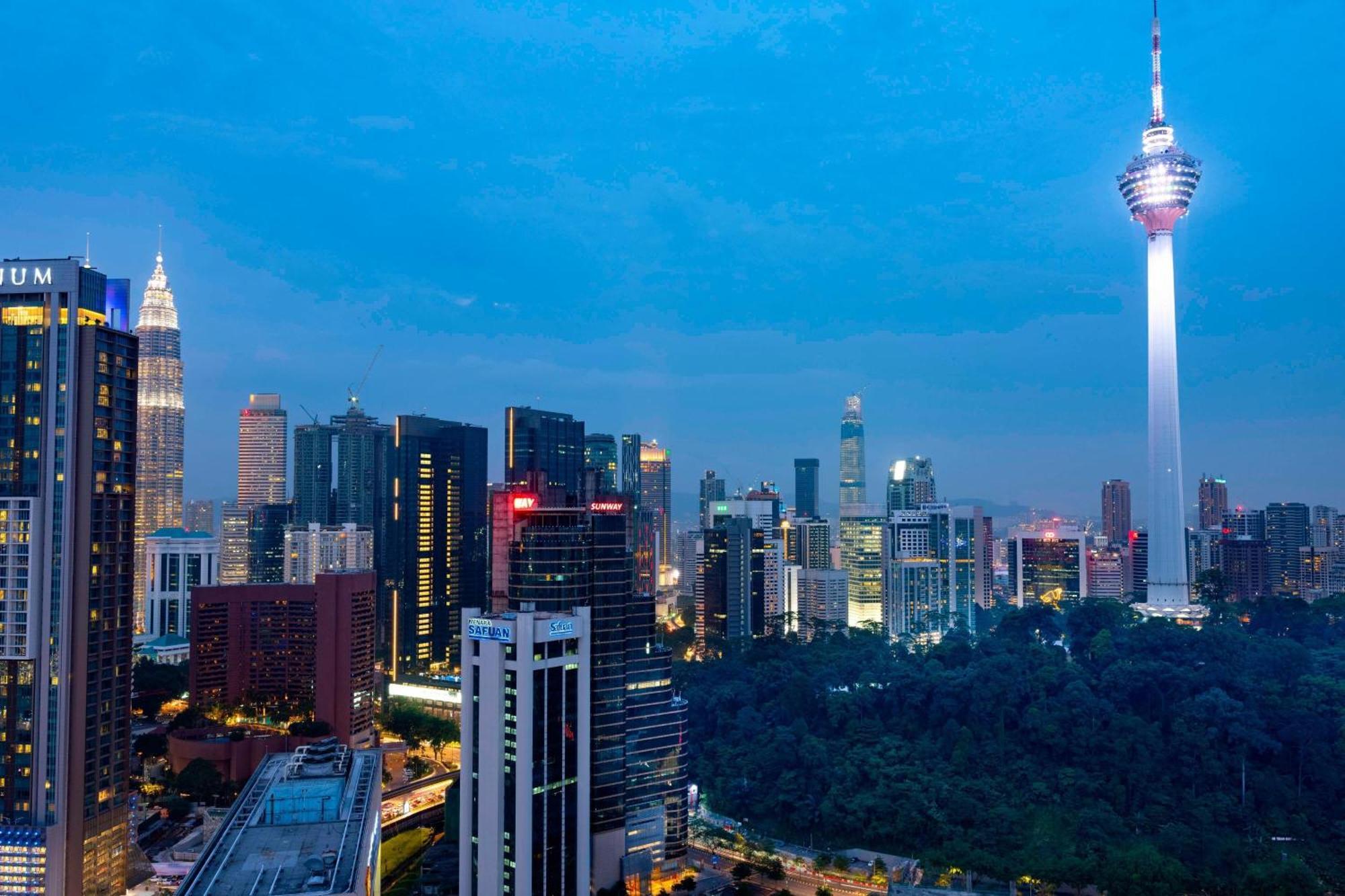 Twin Room KL Tower View
