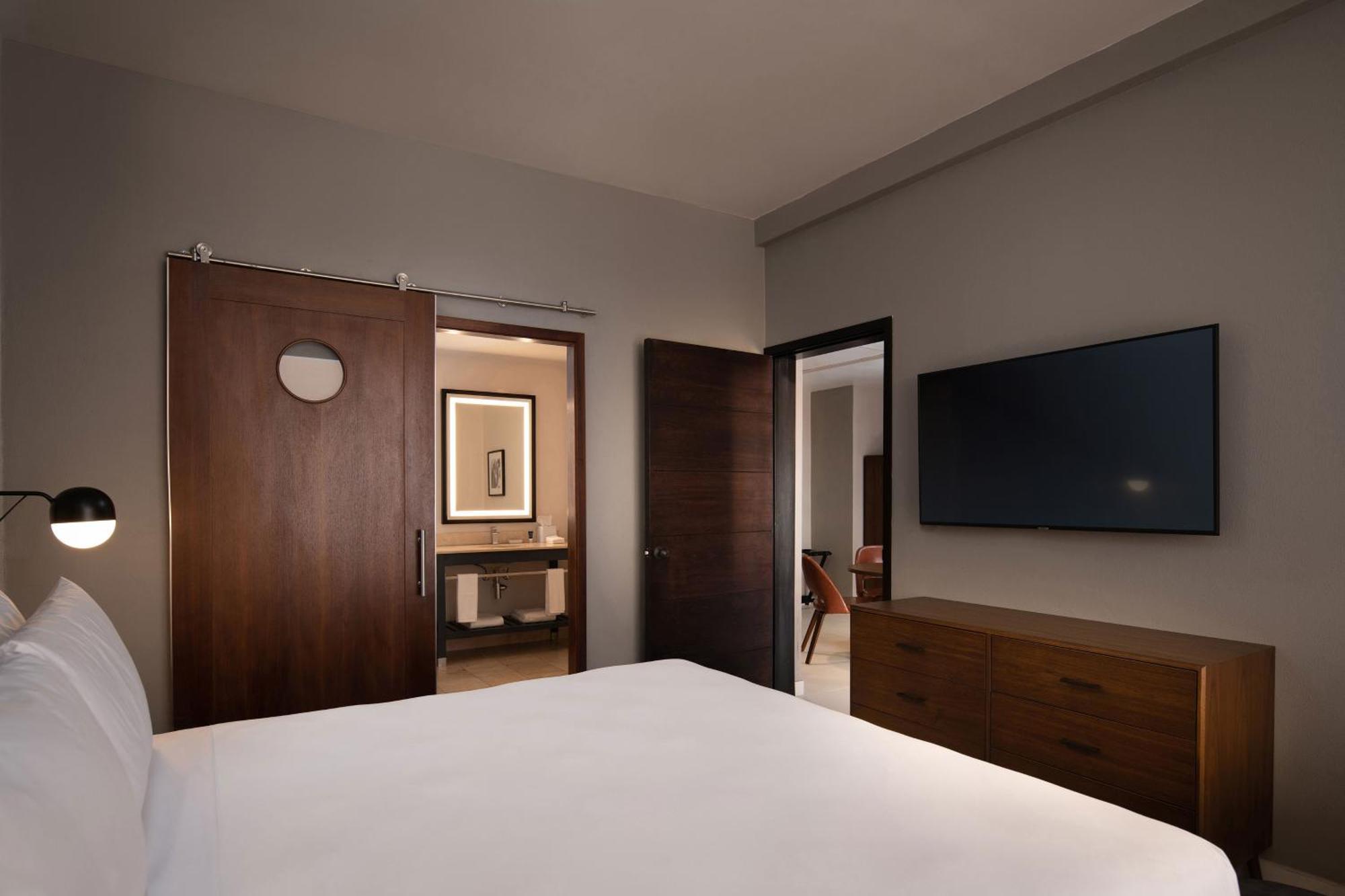 Suite 1 Chambre avec 1 Lit King-Size