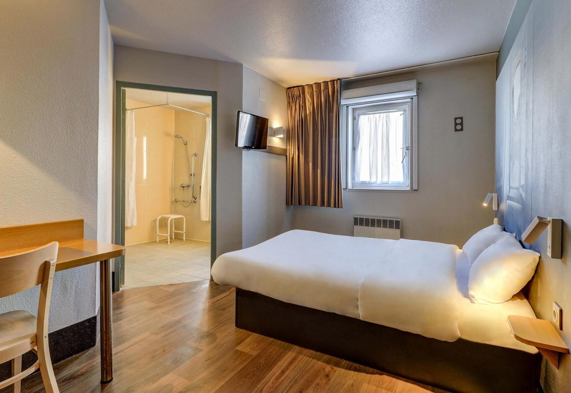 Double Room - Disability Access,1545155653:JPEG