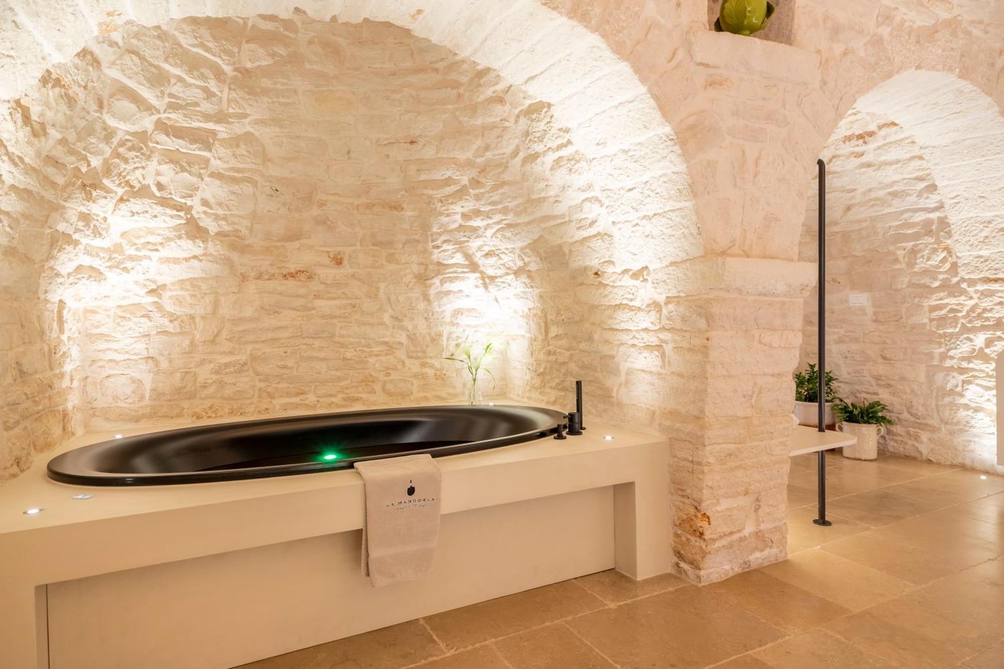 Suite Hot Tub