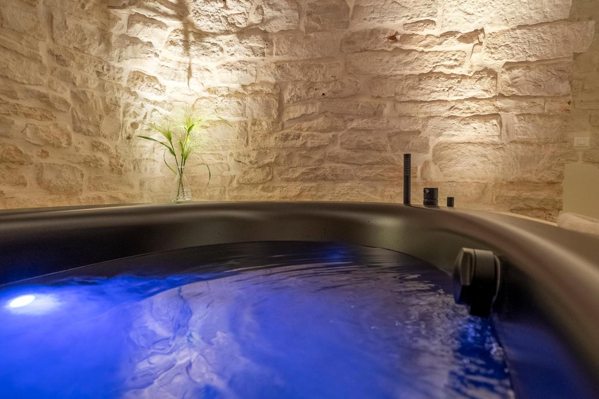 Suite Hot Tub