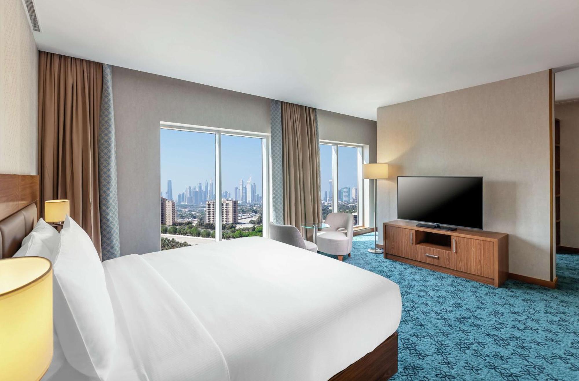 One-Bedroom King Suite