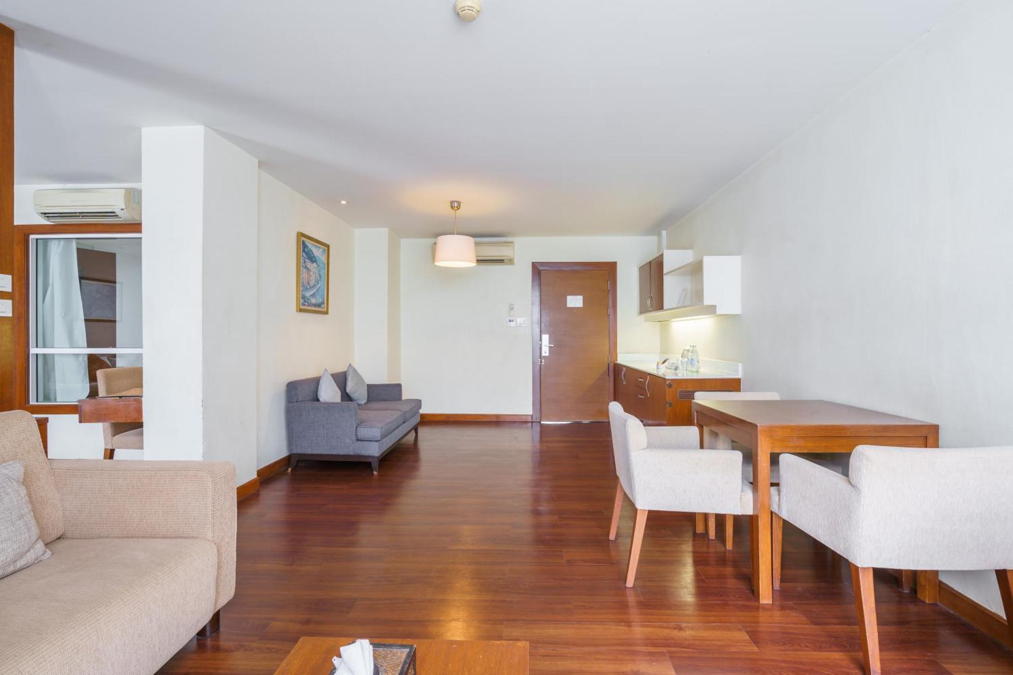 Deluxe Suite