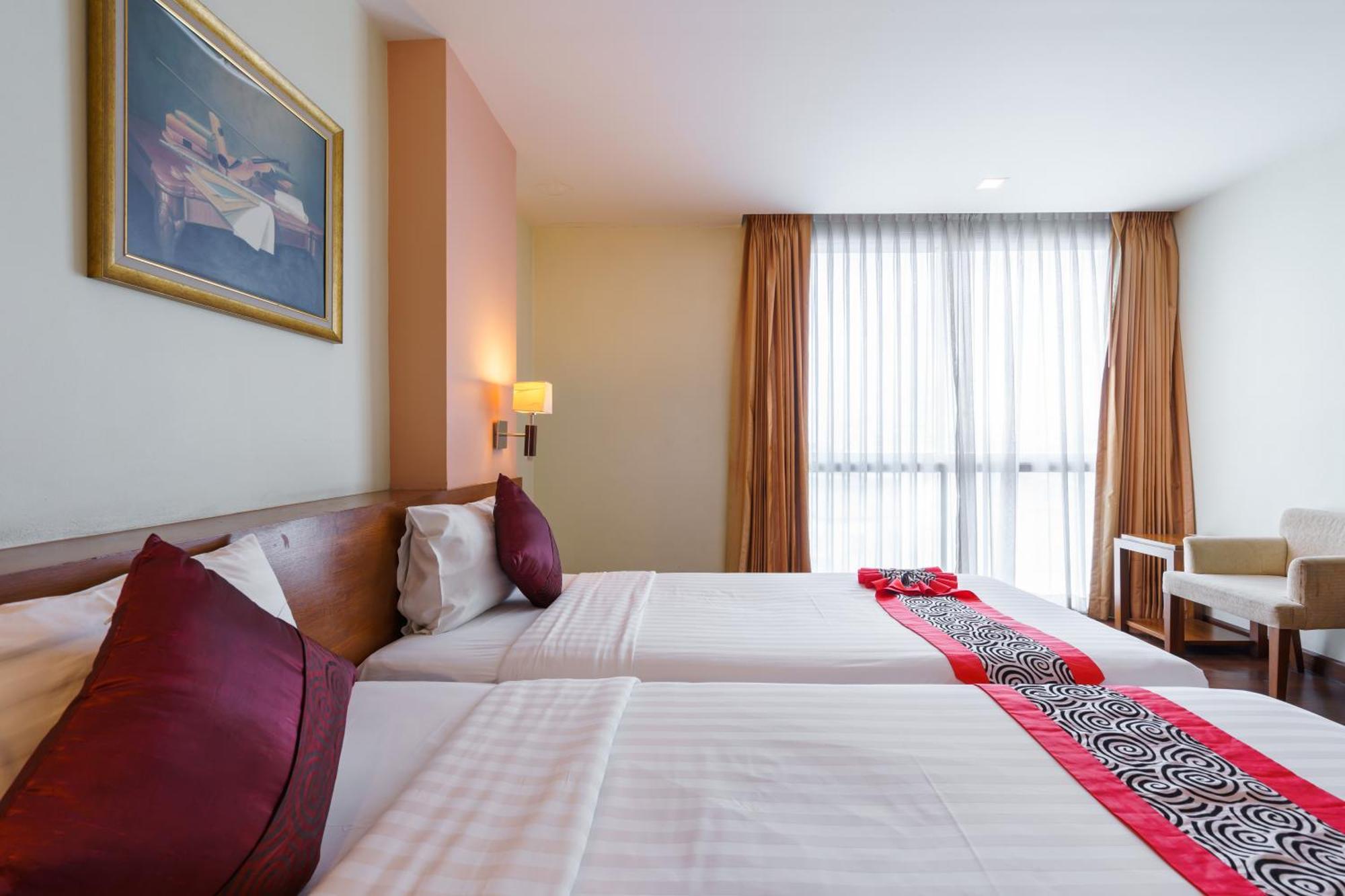 Standard Twin Room