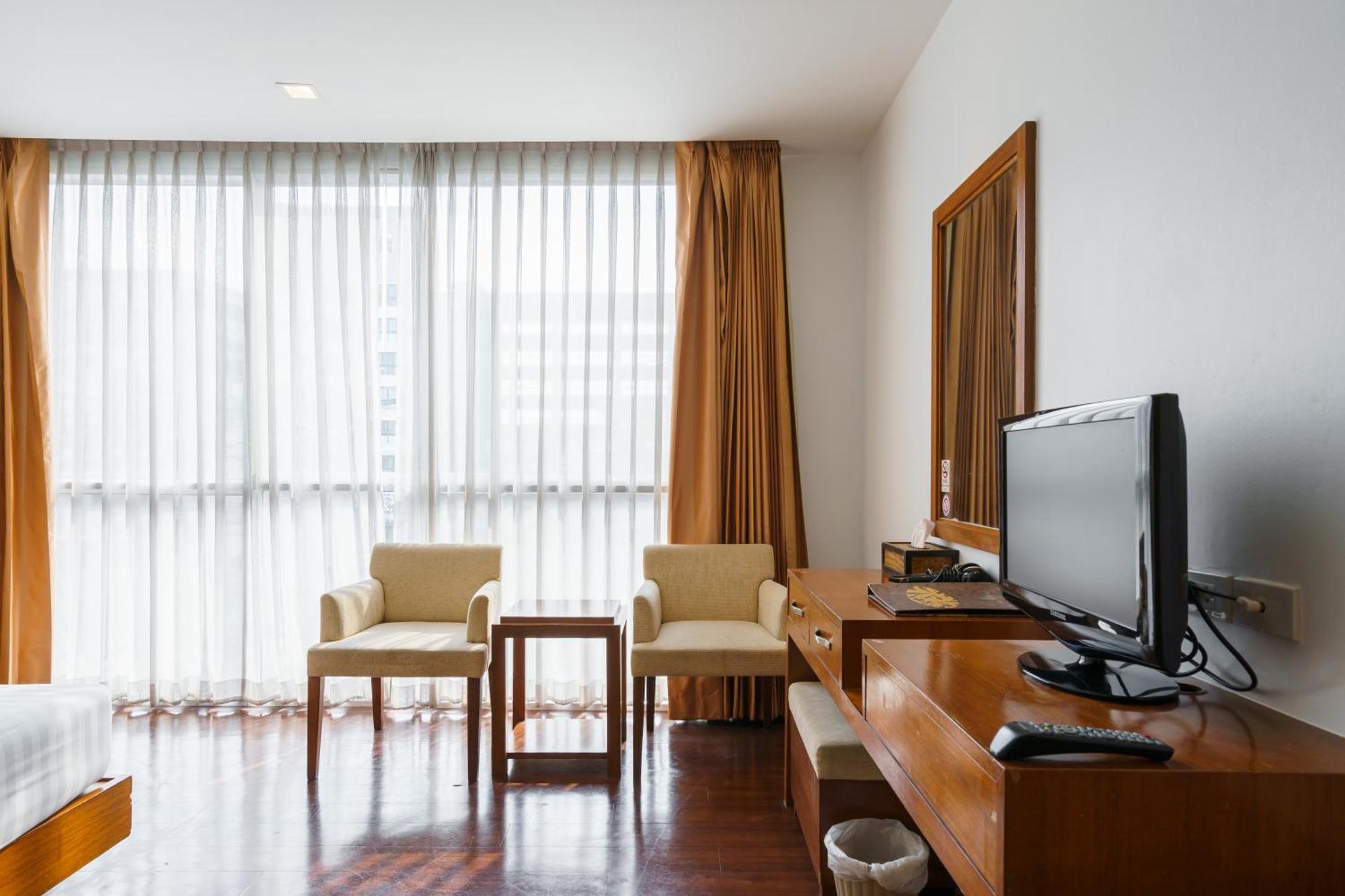 Standard King Room