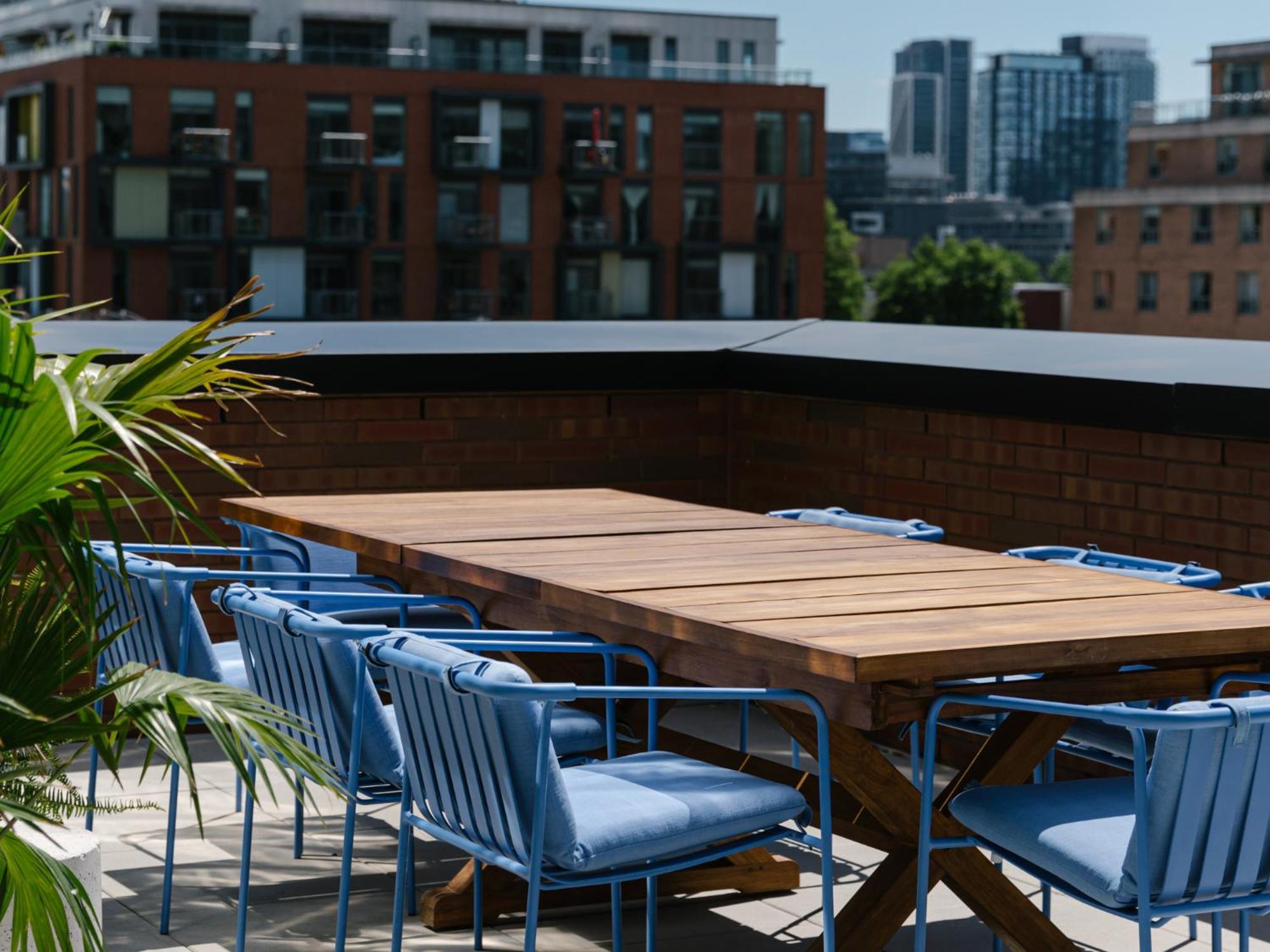 Rooftop Suite,1549010269:JPEG