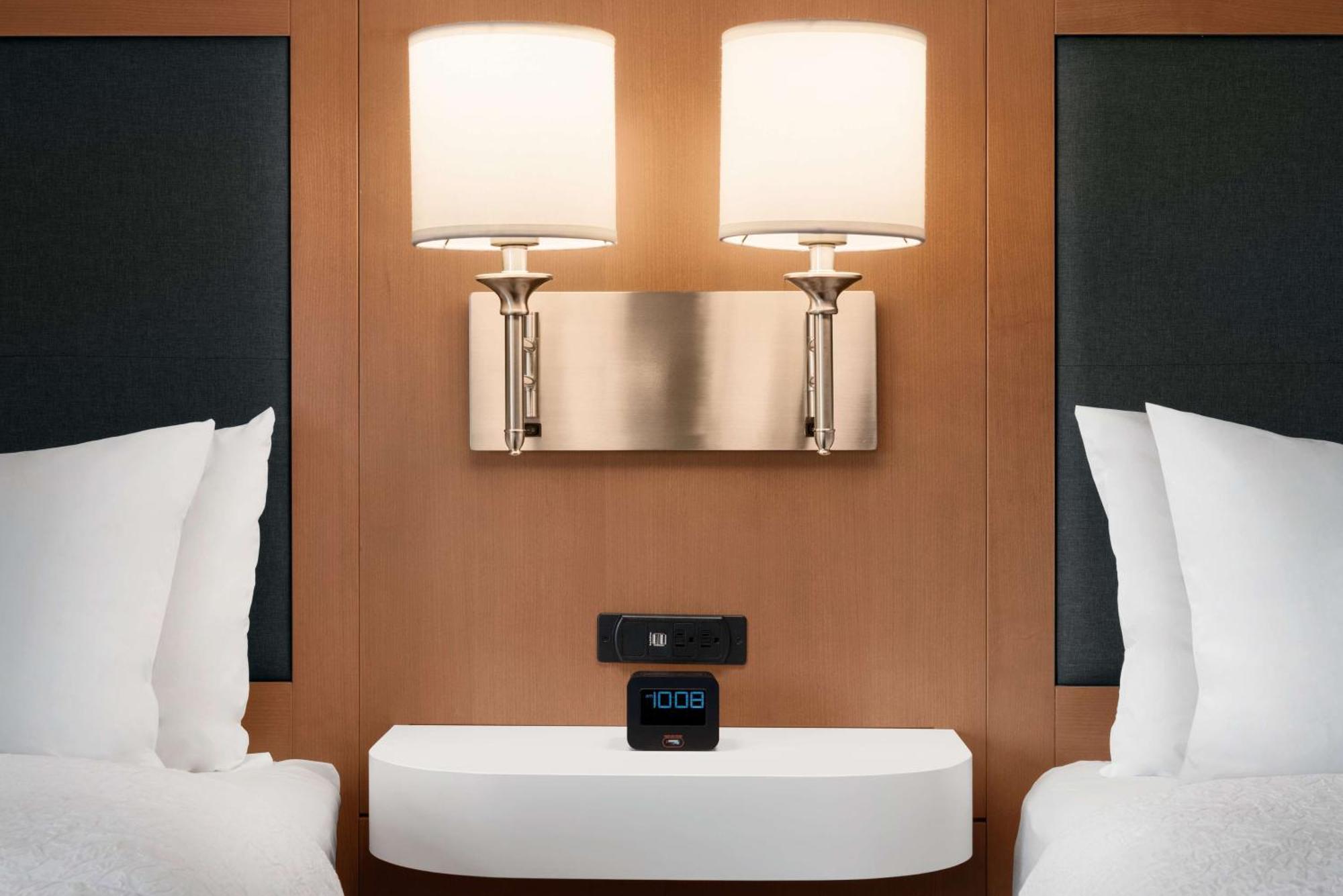 Queen Room Two Queen Beds Mobility Hearing Access or Non-Smoking