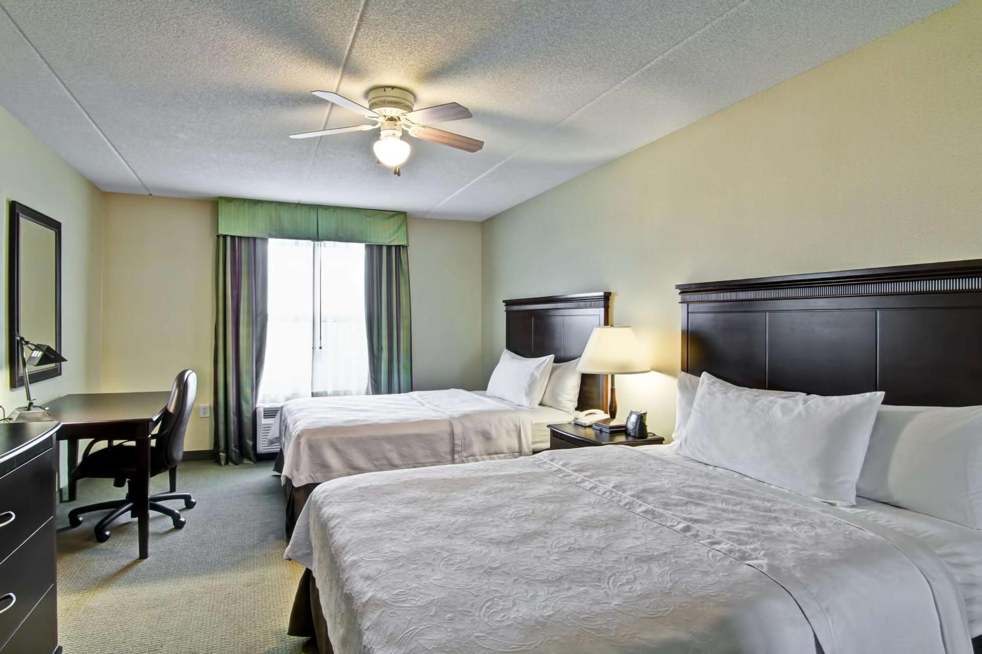 One-Bedroom Suite Two Queen Beds Disability Access or Non-Smoking