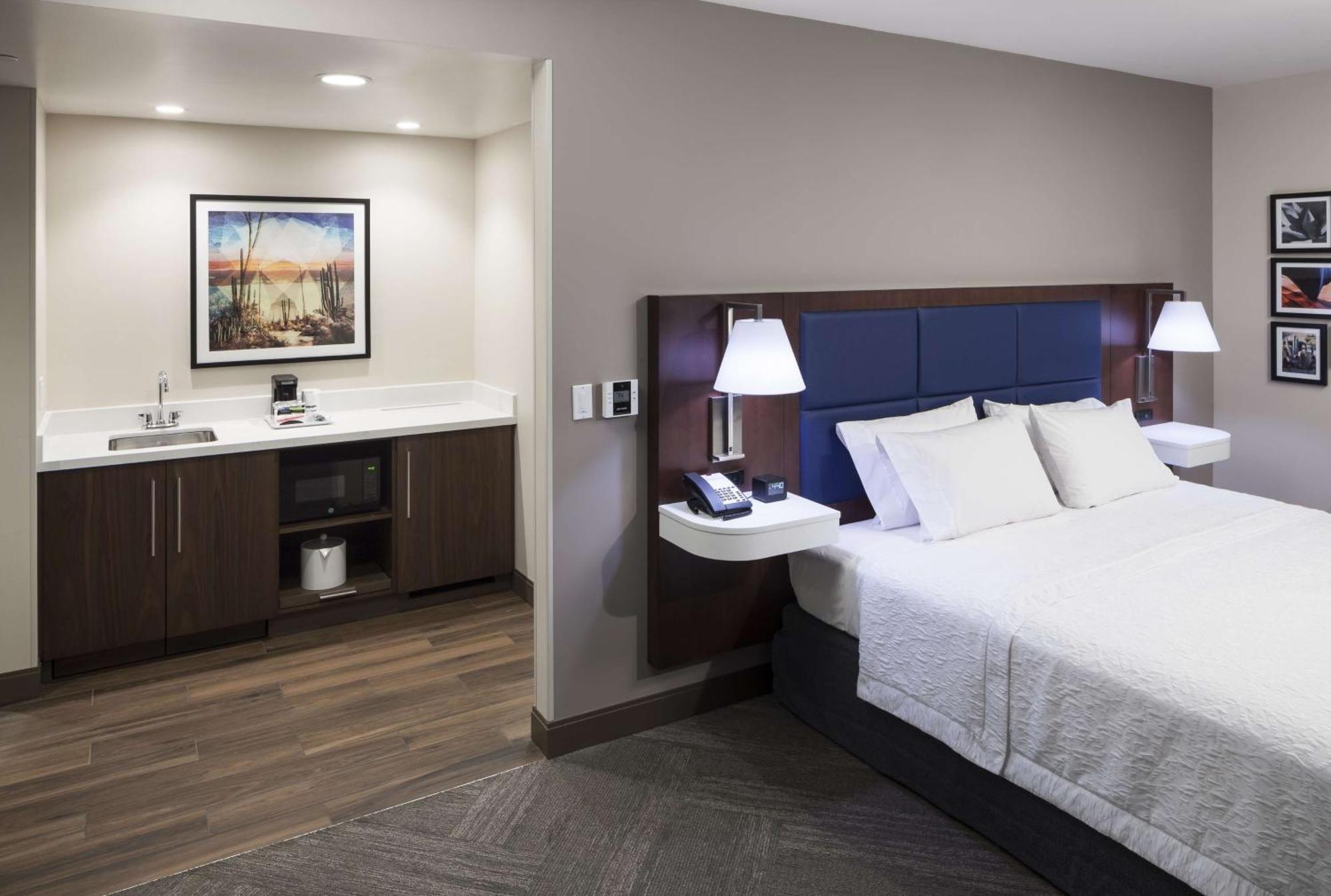King Studio Suite with Picture Window - Non Smoking,1552115344:JPEG