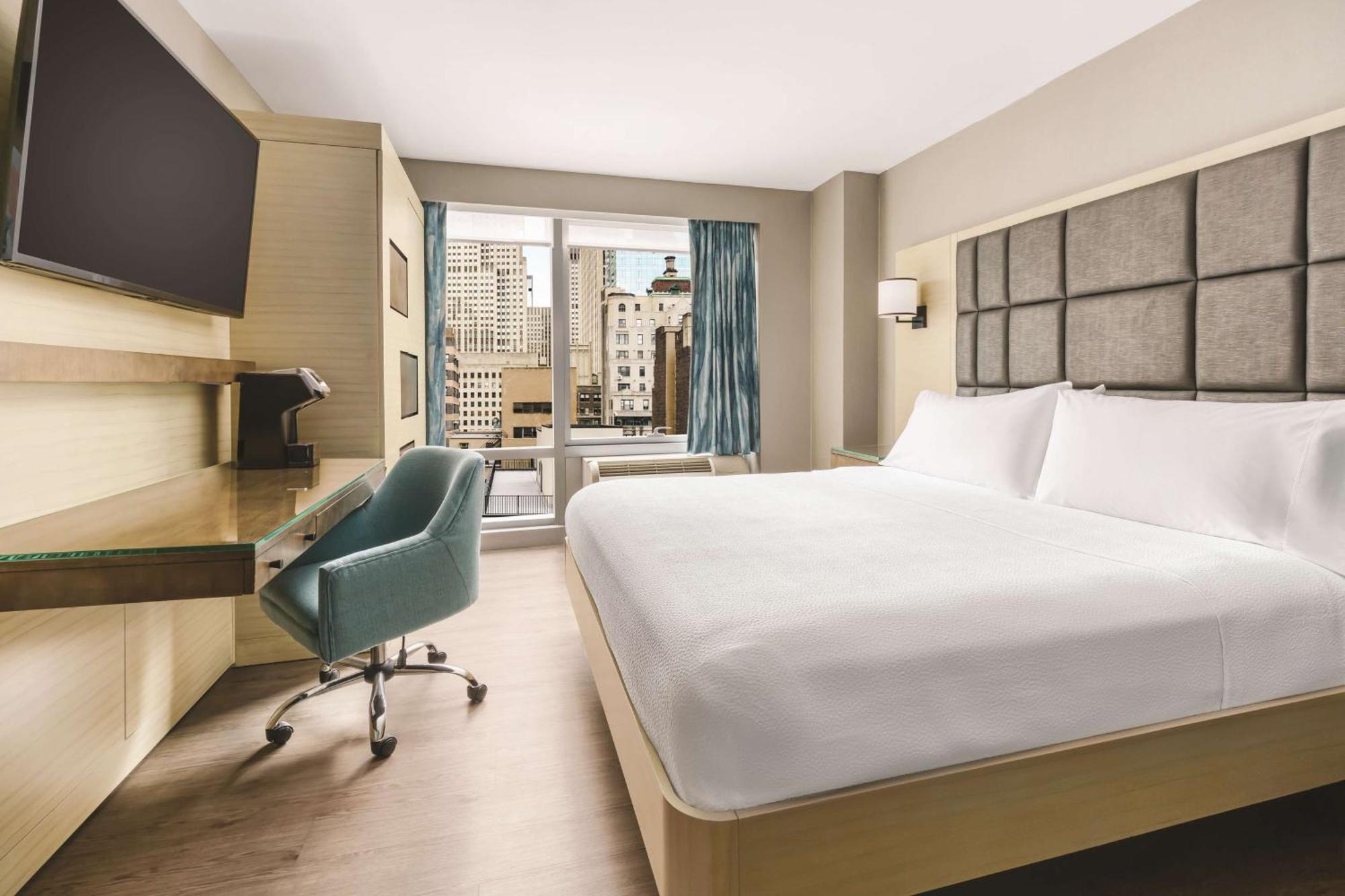 King Room
