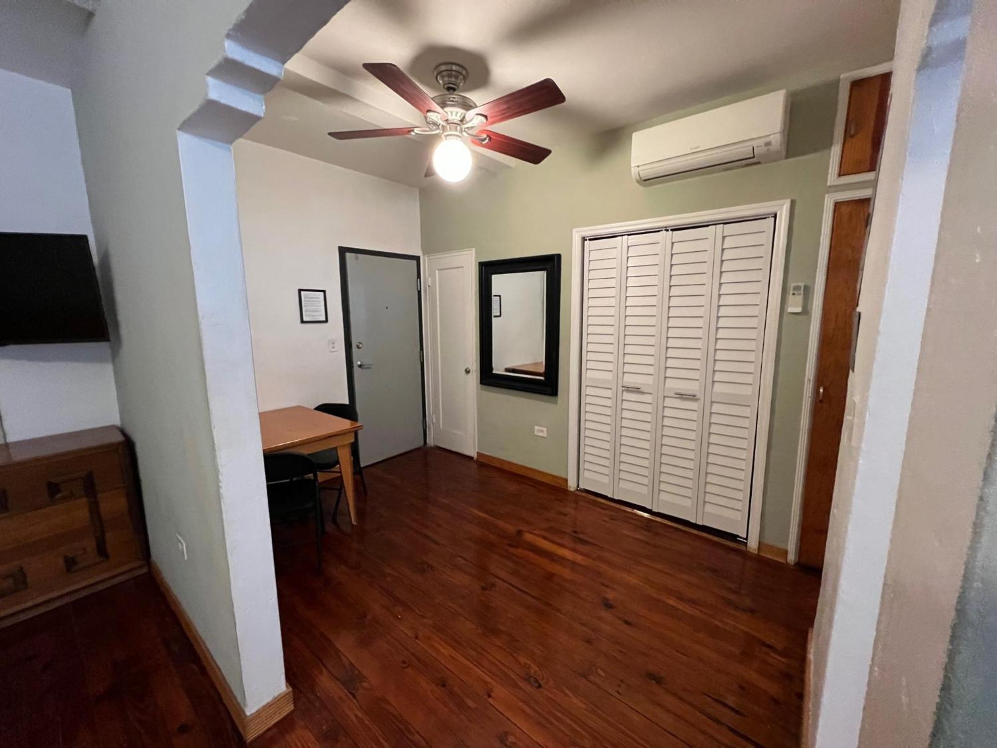 Suite 2