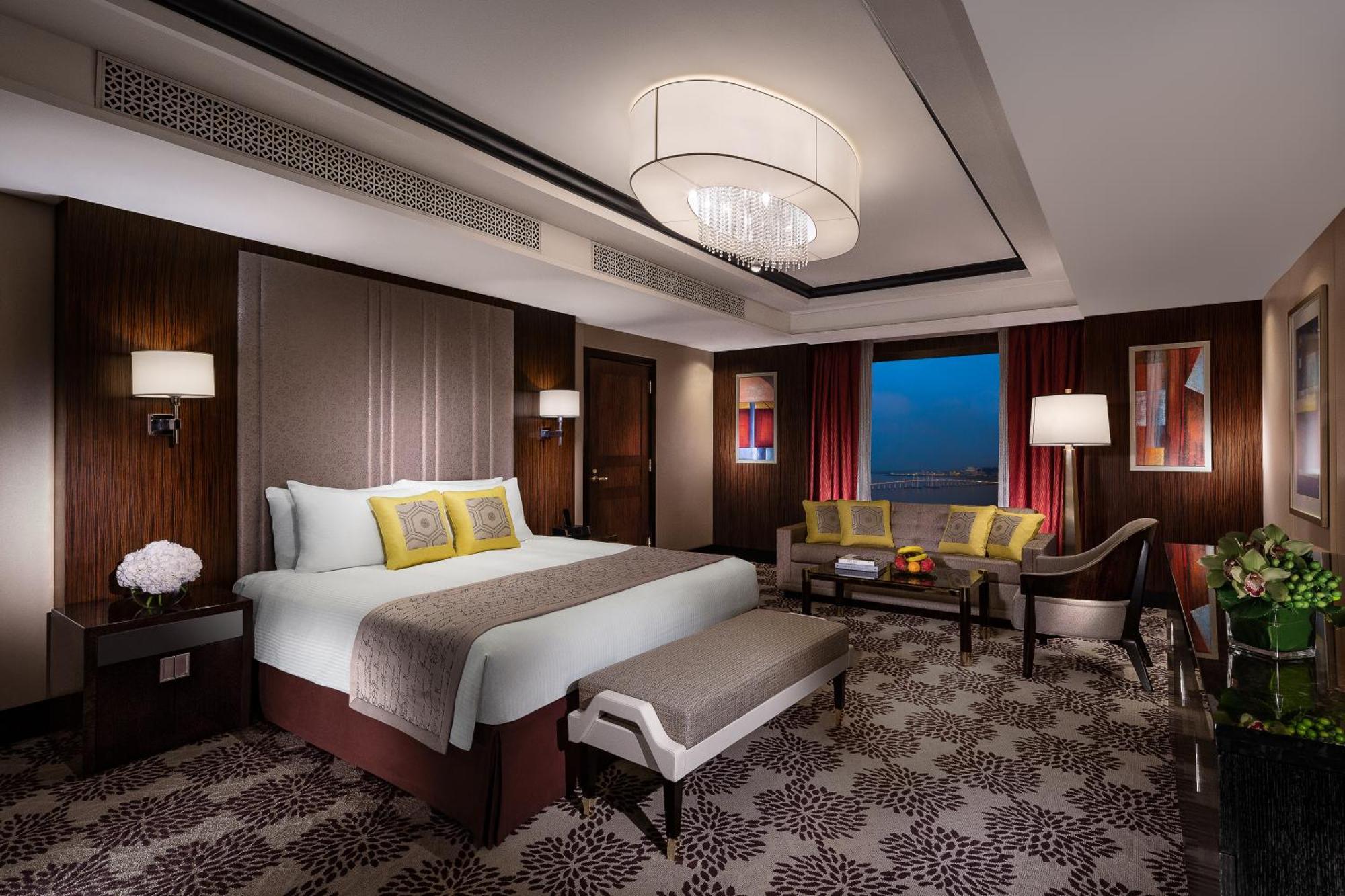 Executive Suite