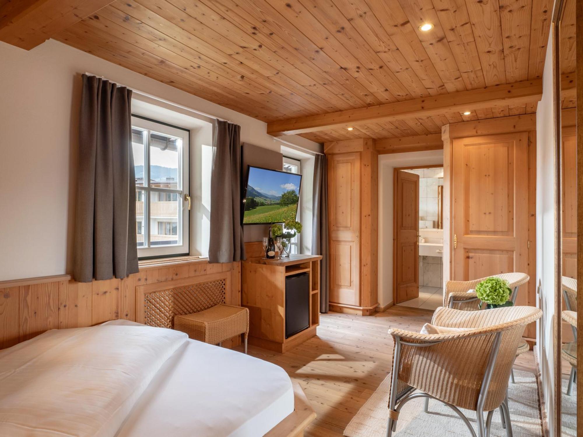 Double Room,1264066855:JPEG