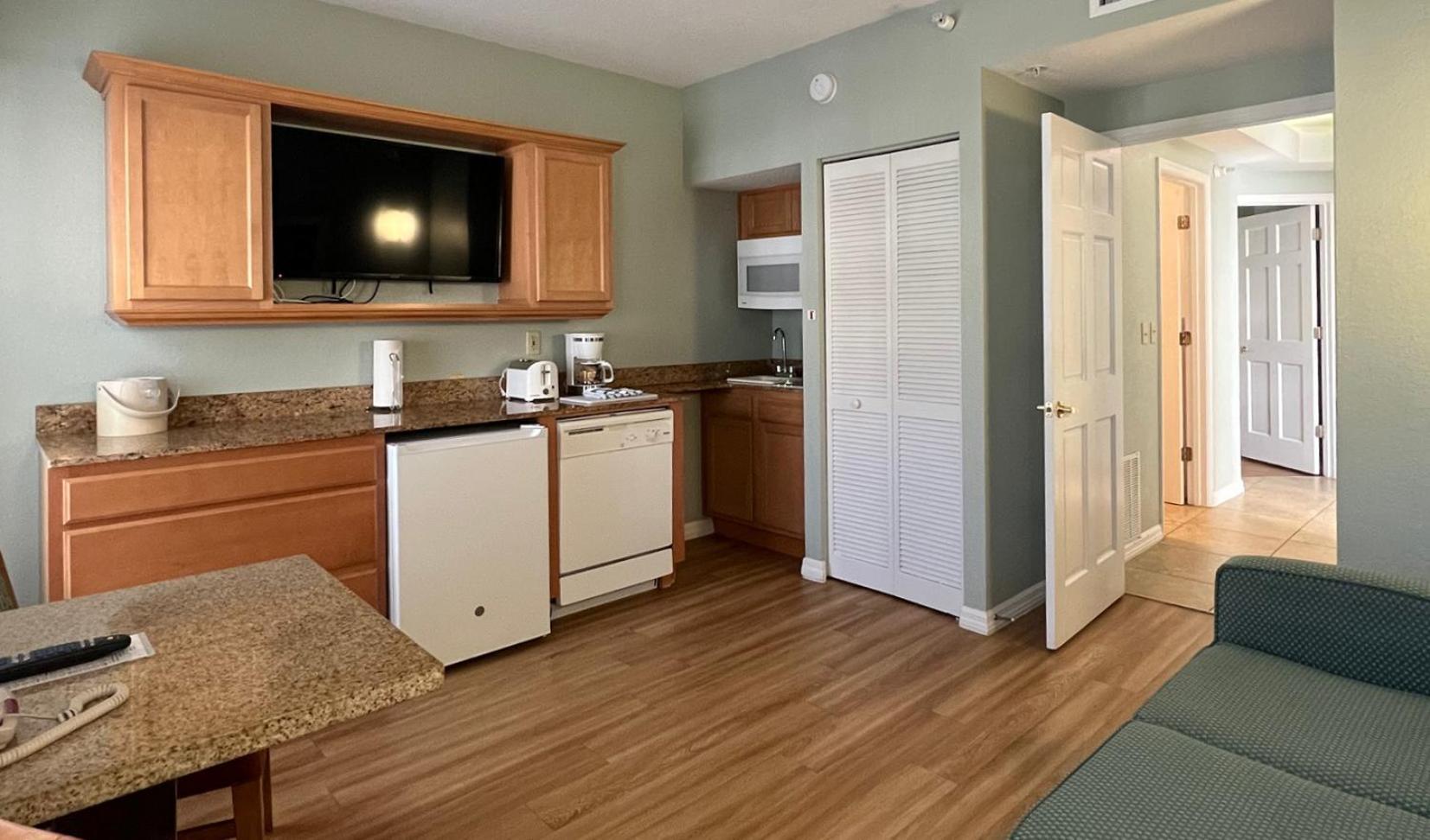Standard Suite