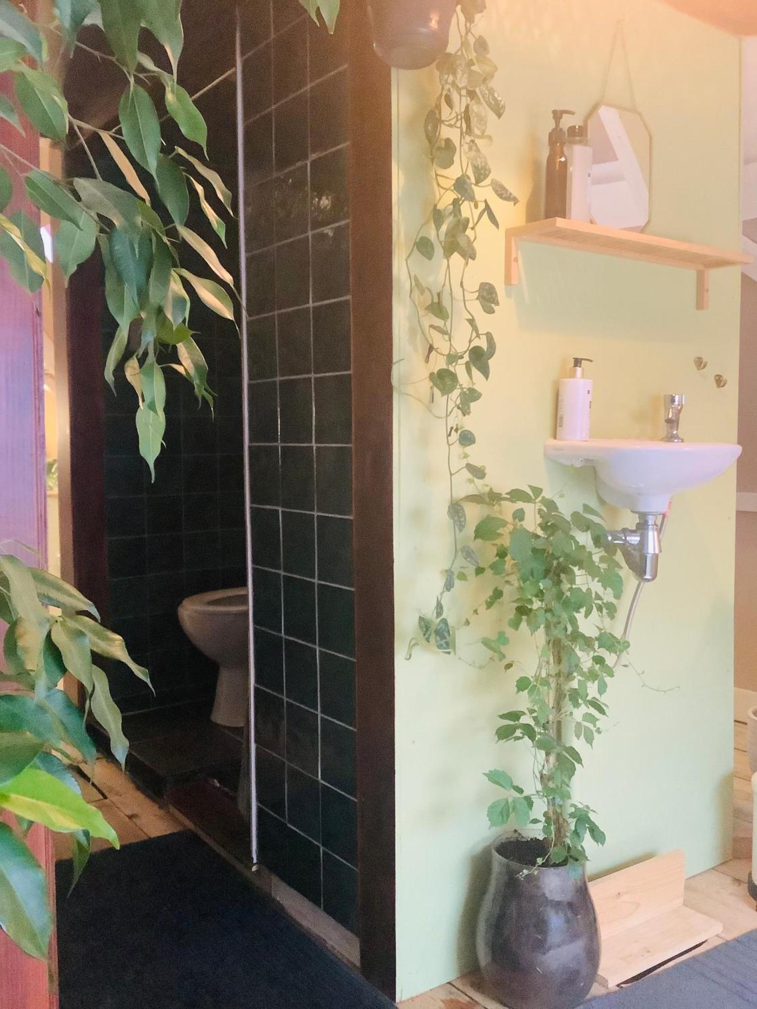 Double Room Private Bathroom