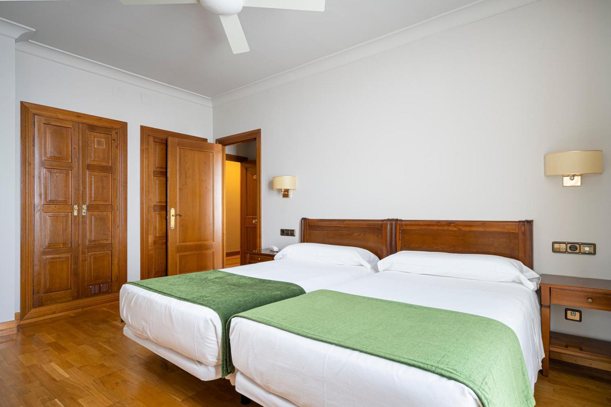 Superior Familiensuite (2 Erwachsene + 2 Kinder)