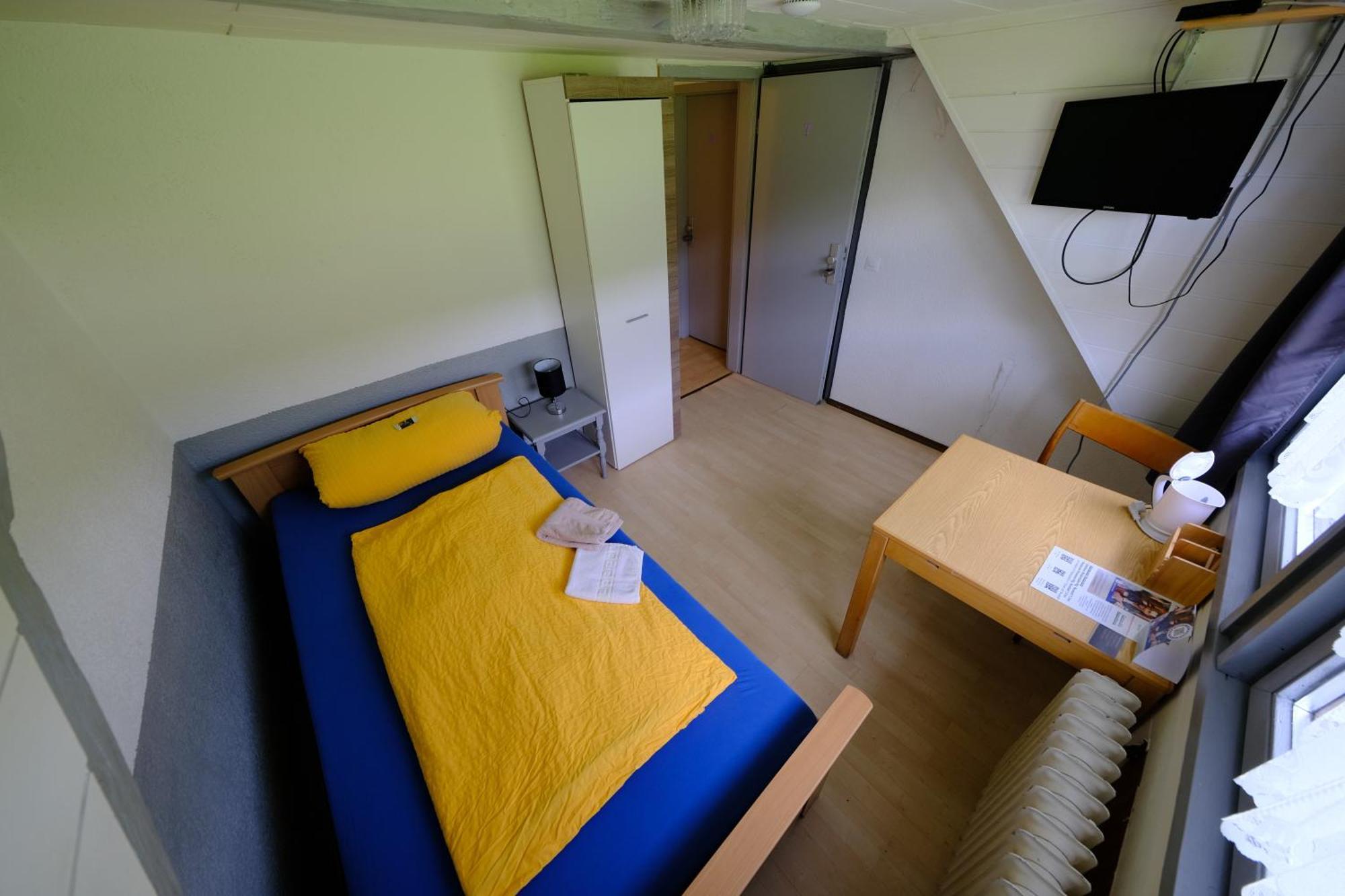 Budget Single Room