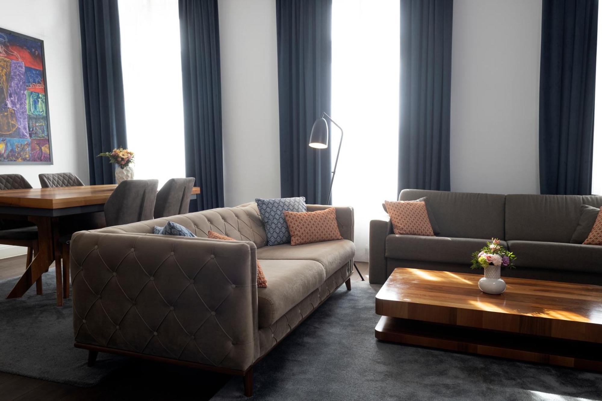 Superior Apartment