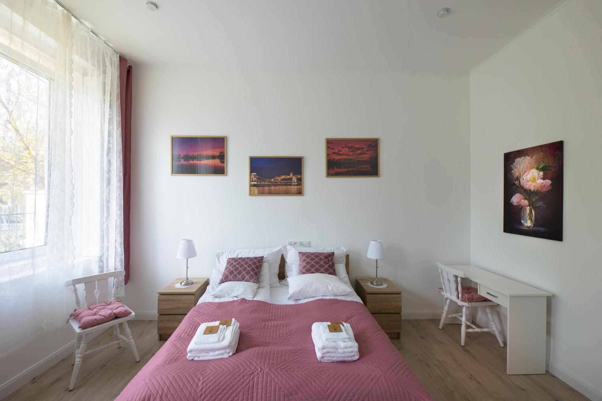 Double Room Private Bathroom