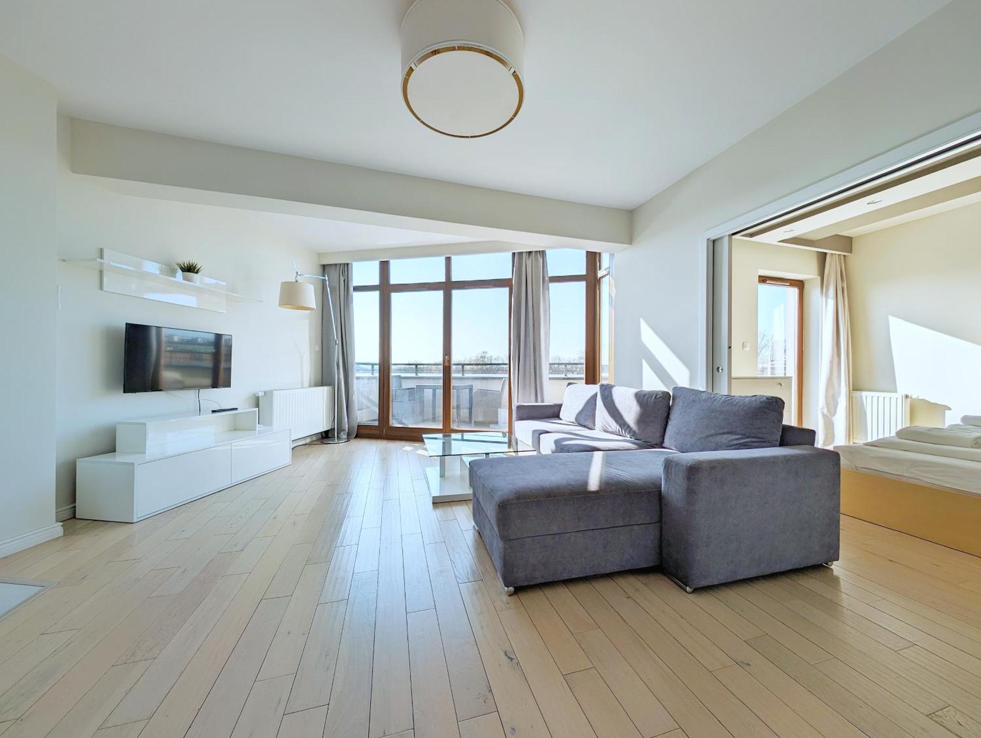 Penthouse Apartment with Terrace and City View,1576712951:JPEG