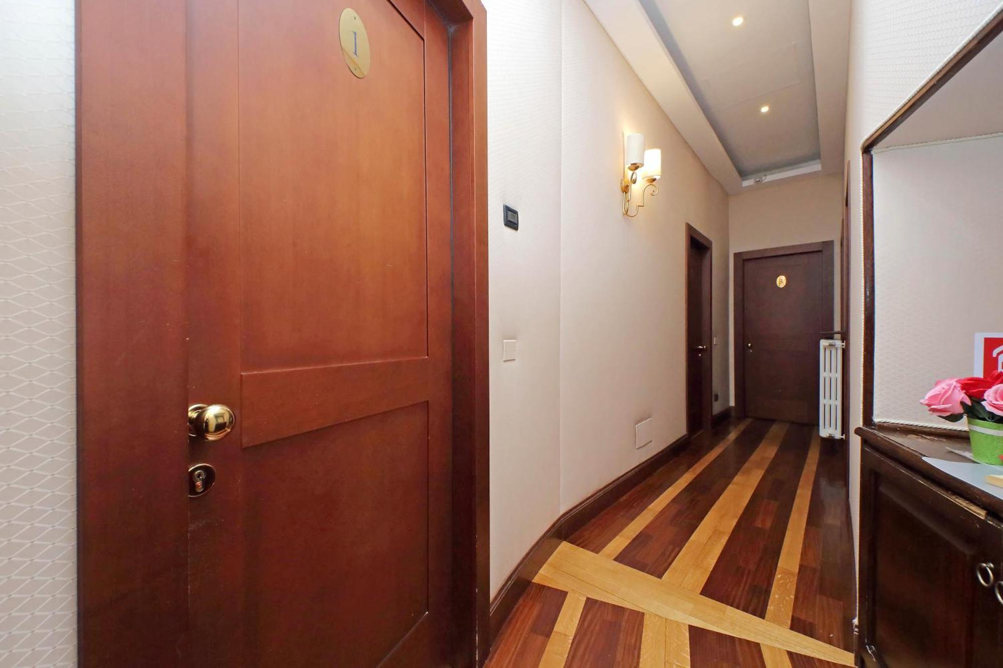 Double Room Private External Bathroom