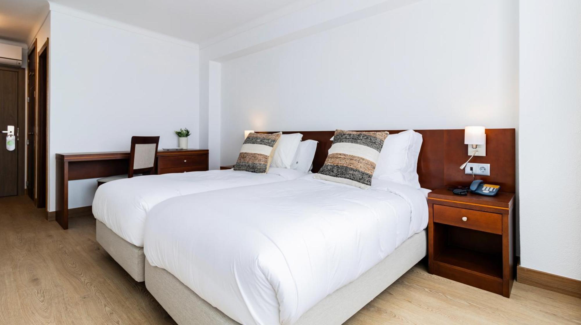 Twin Room Sea View