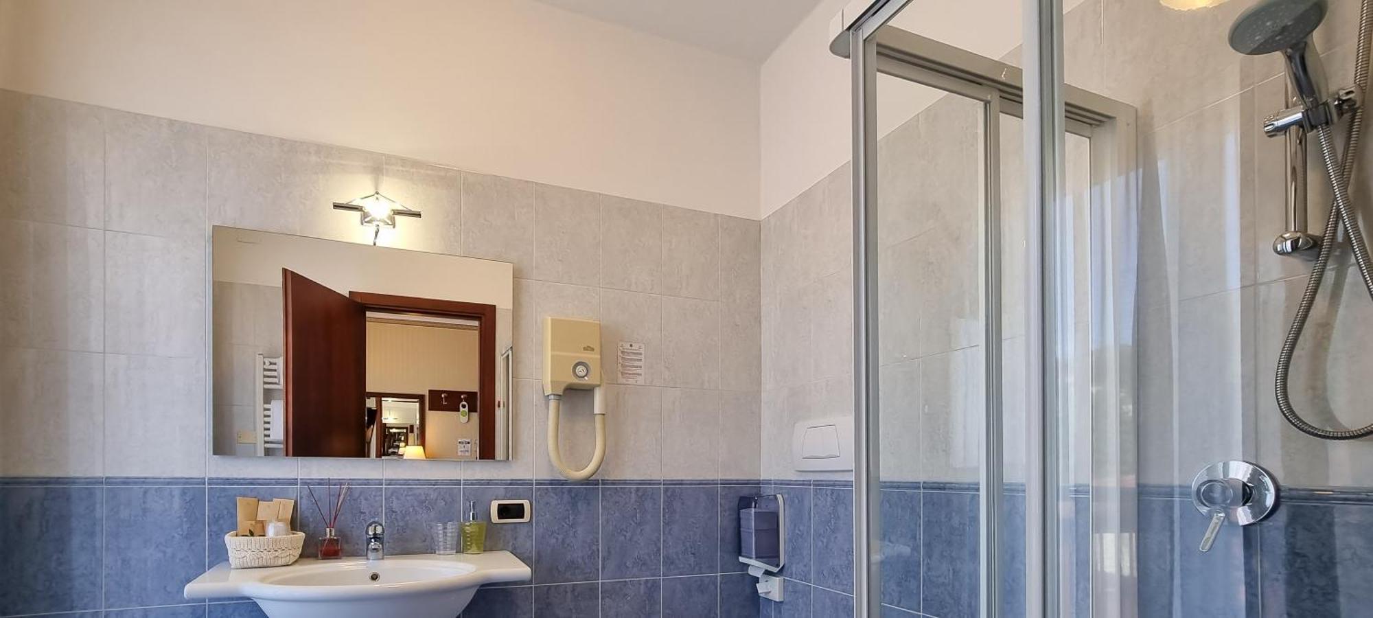 Triple Room Balcony Partial Lake View
