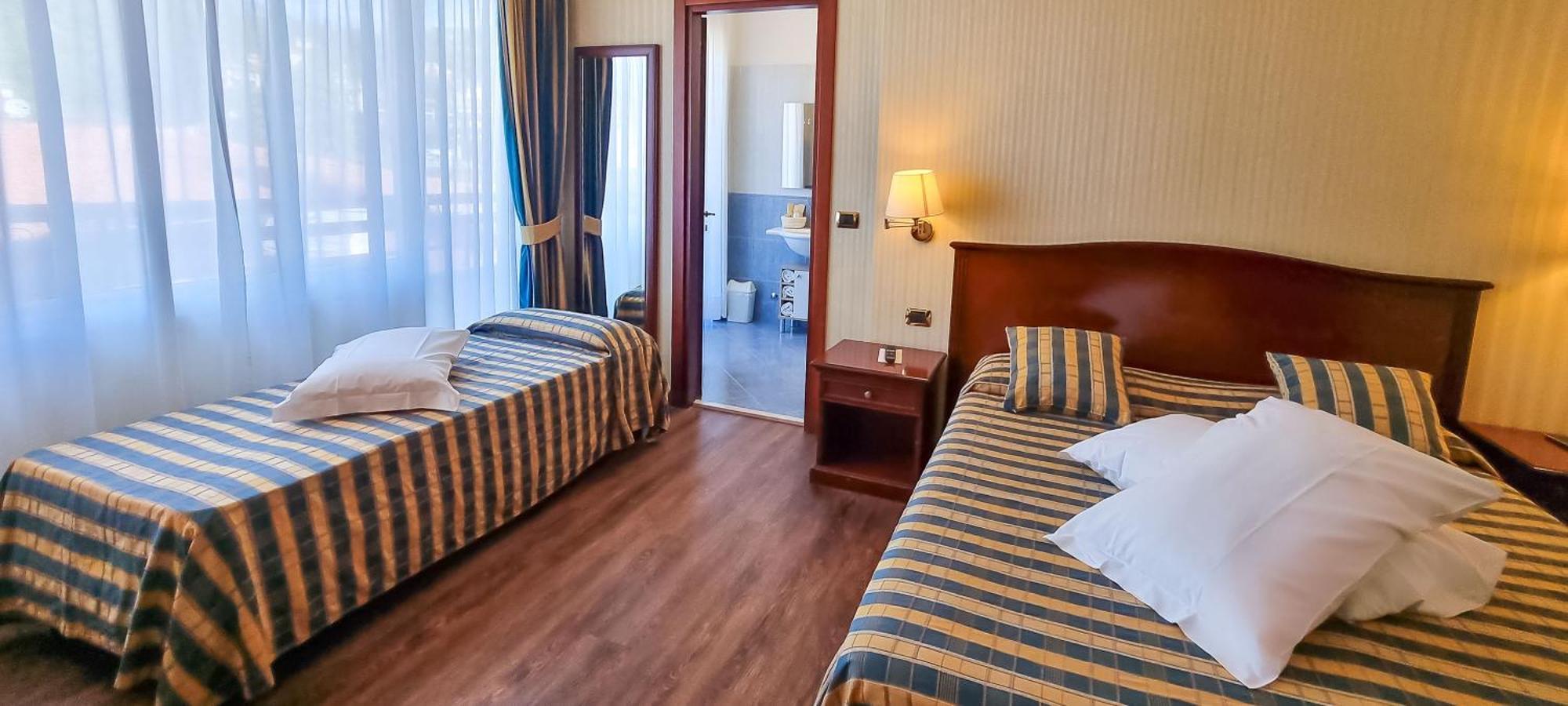 Triple Room Balcony Partial Lake View