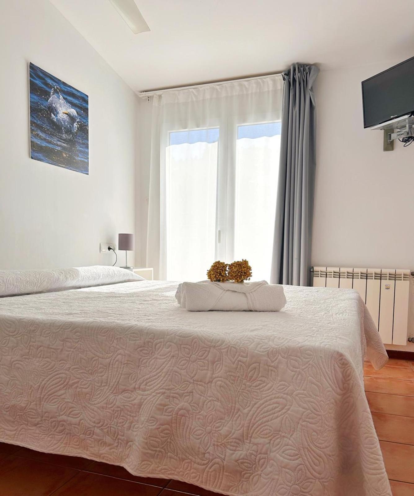 Double Room with Private Bathroom,1583852183:JPEG