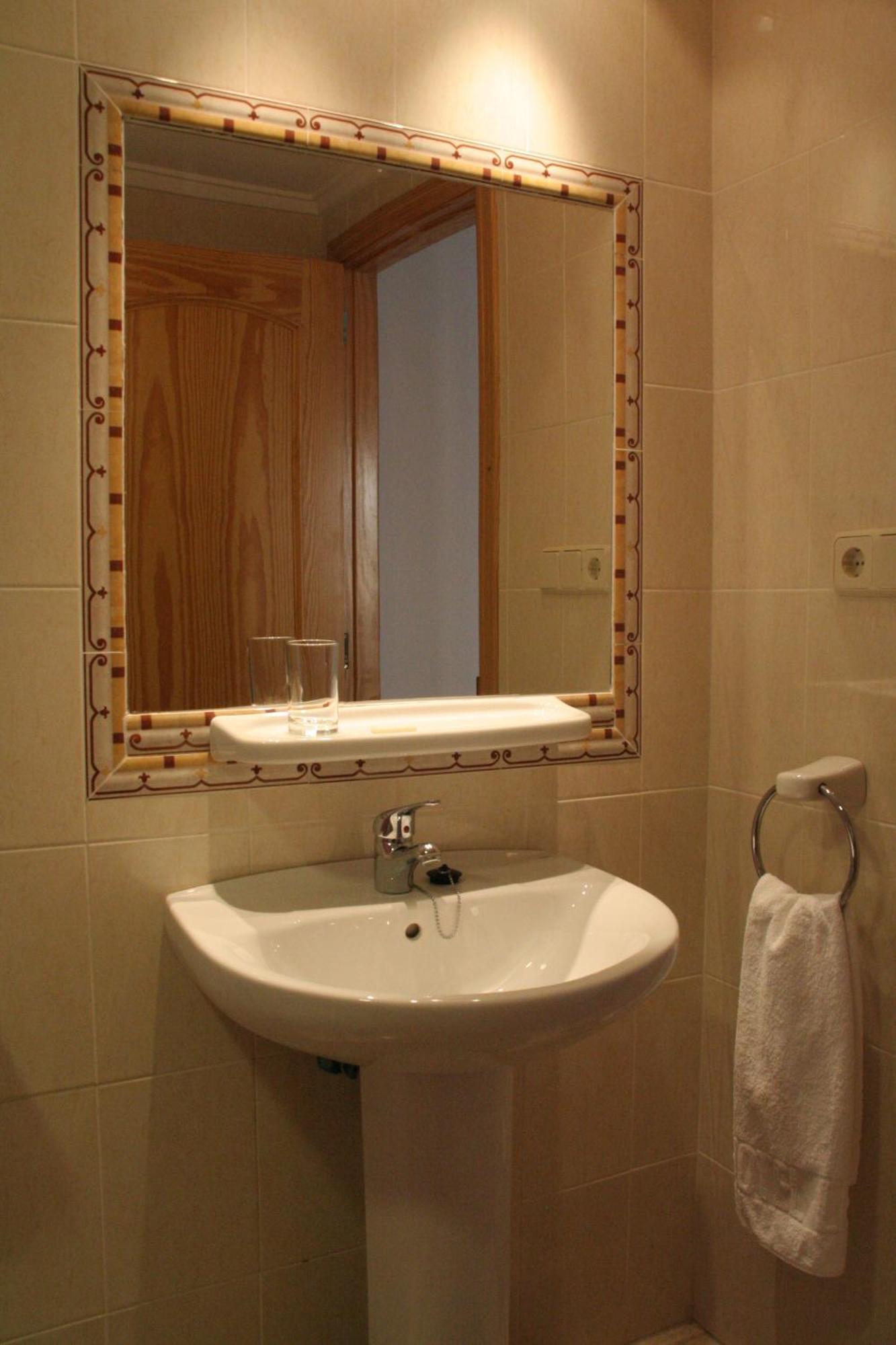 Comfort Twin Room