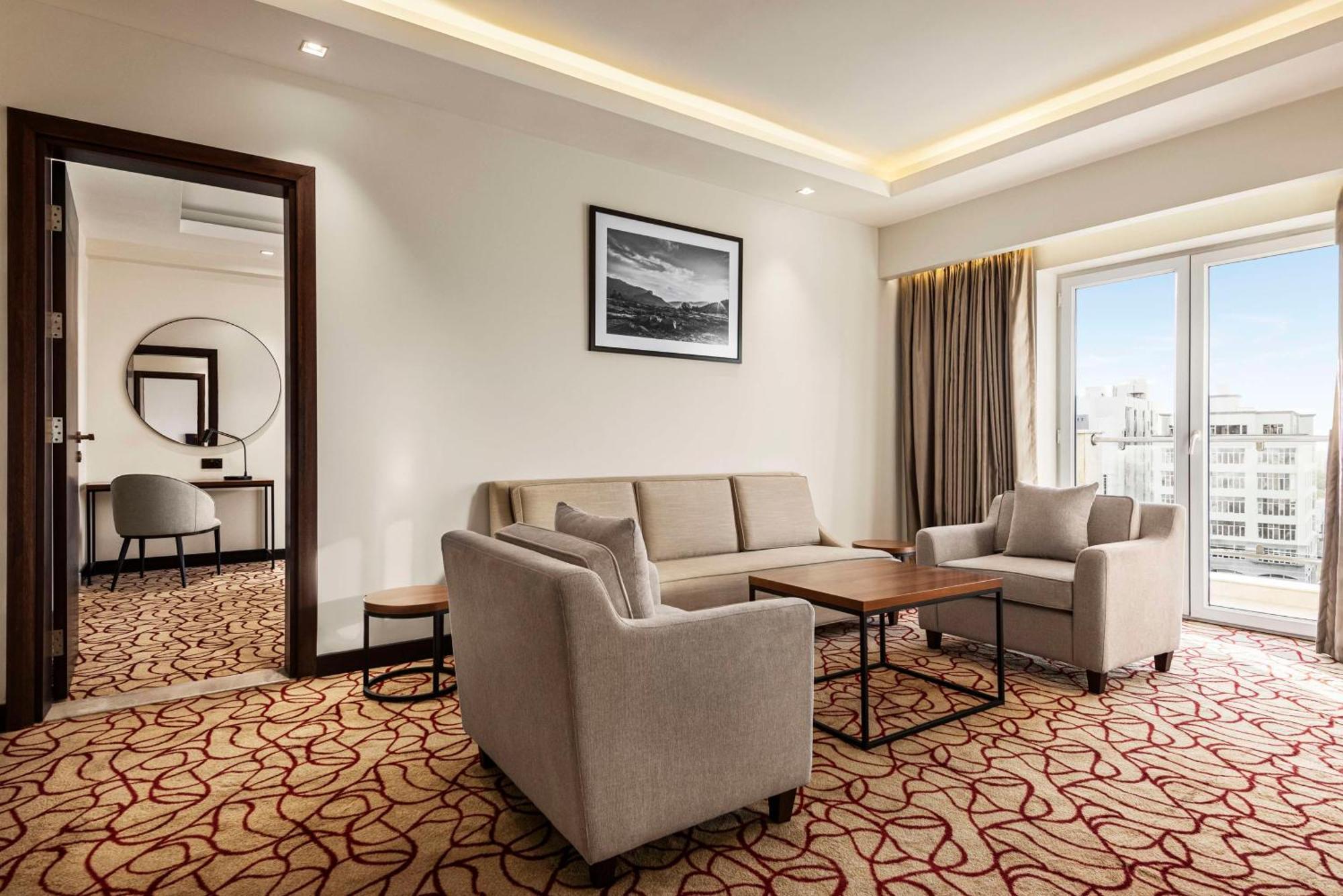 Executive Suite Lounge Access