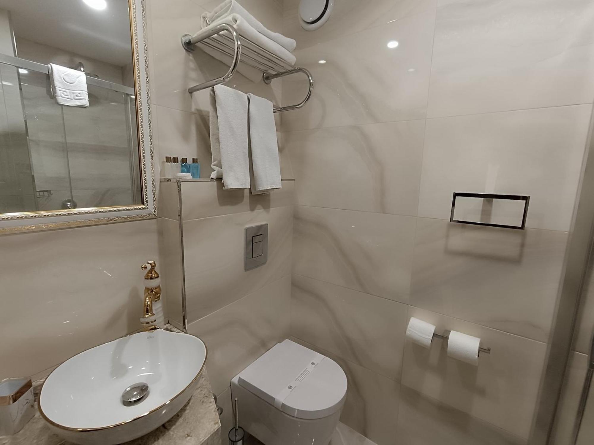 Double or Twin Room Extra Bed