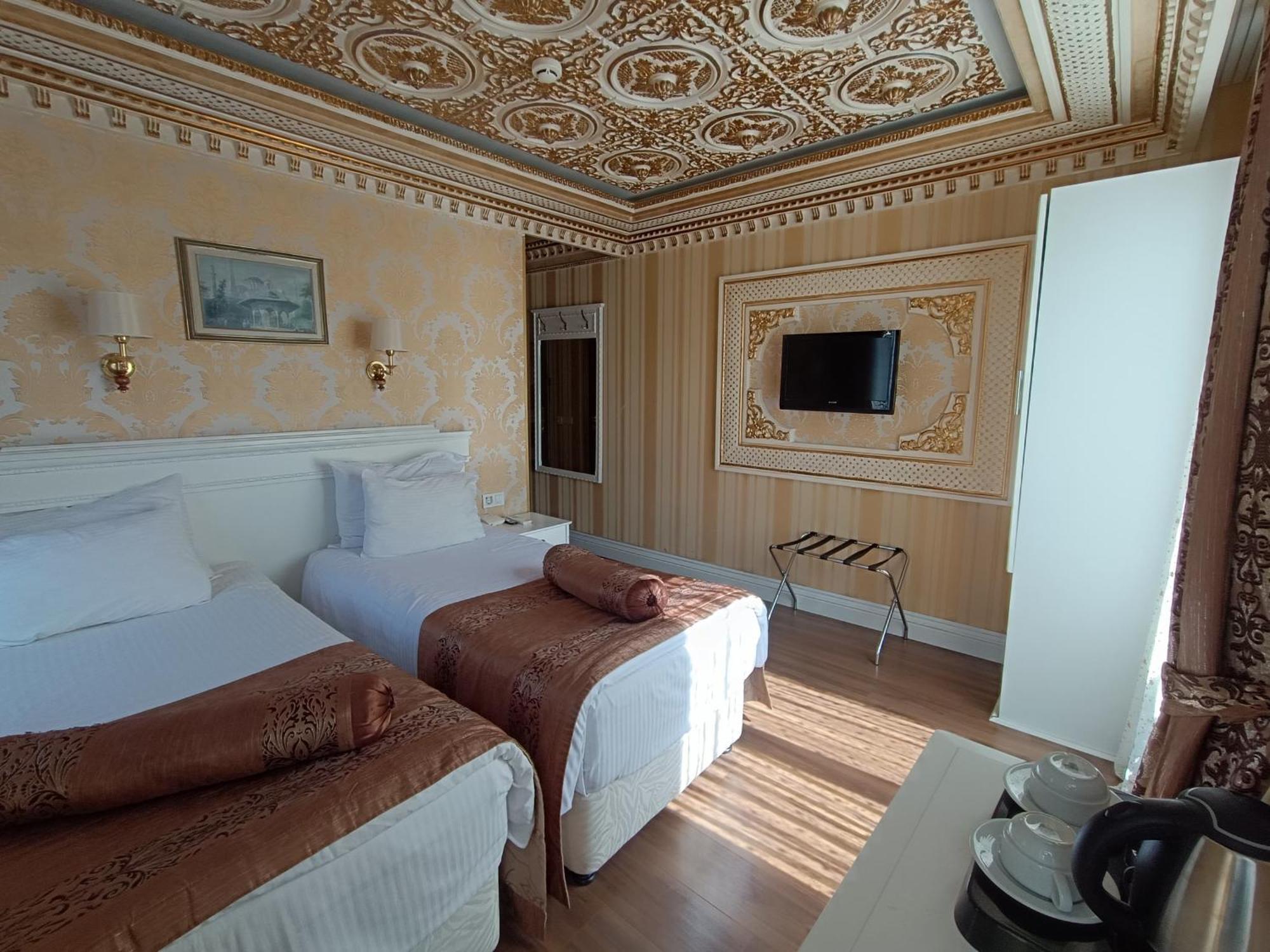 Double or Twin Room Extra Bed