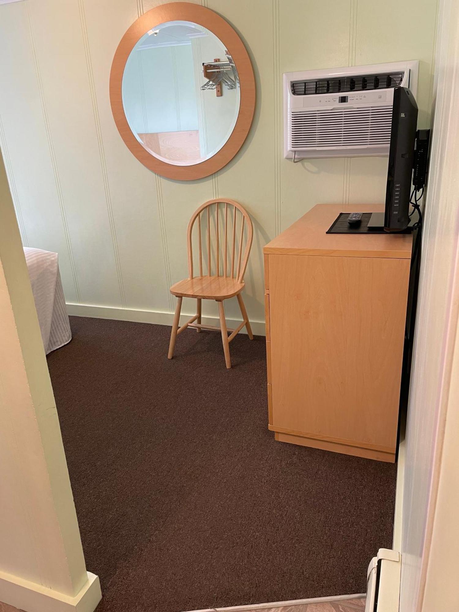 Motel #3 Two Room Kitchenette