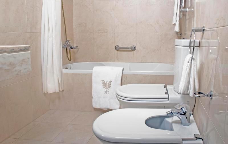 Standard Double Suite